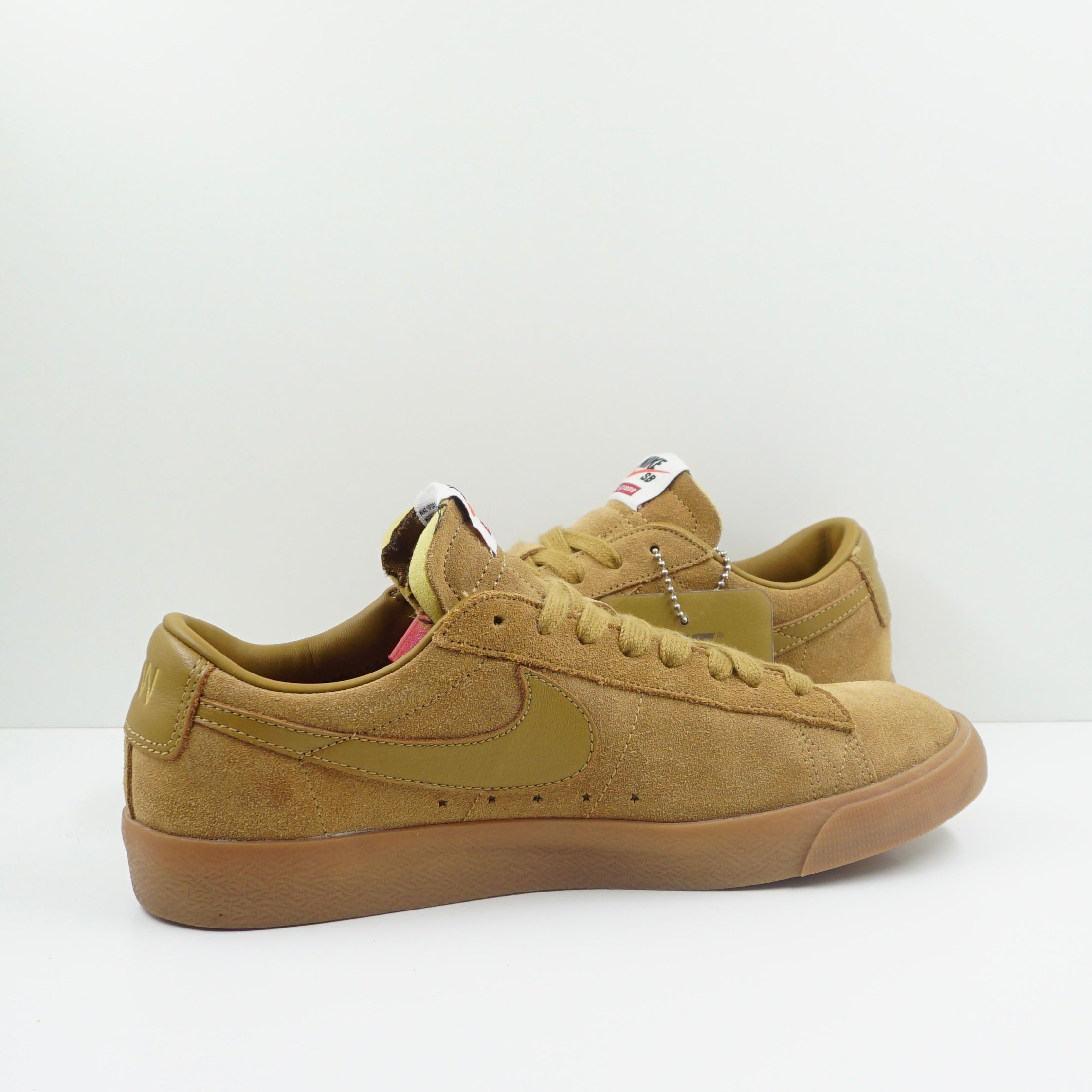 Nike SB Blazer Low GT Supreme Golden Beige