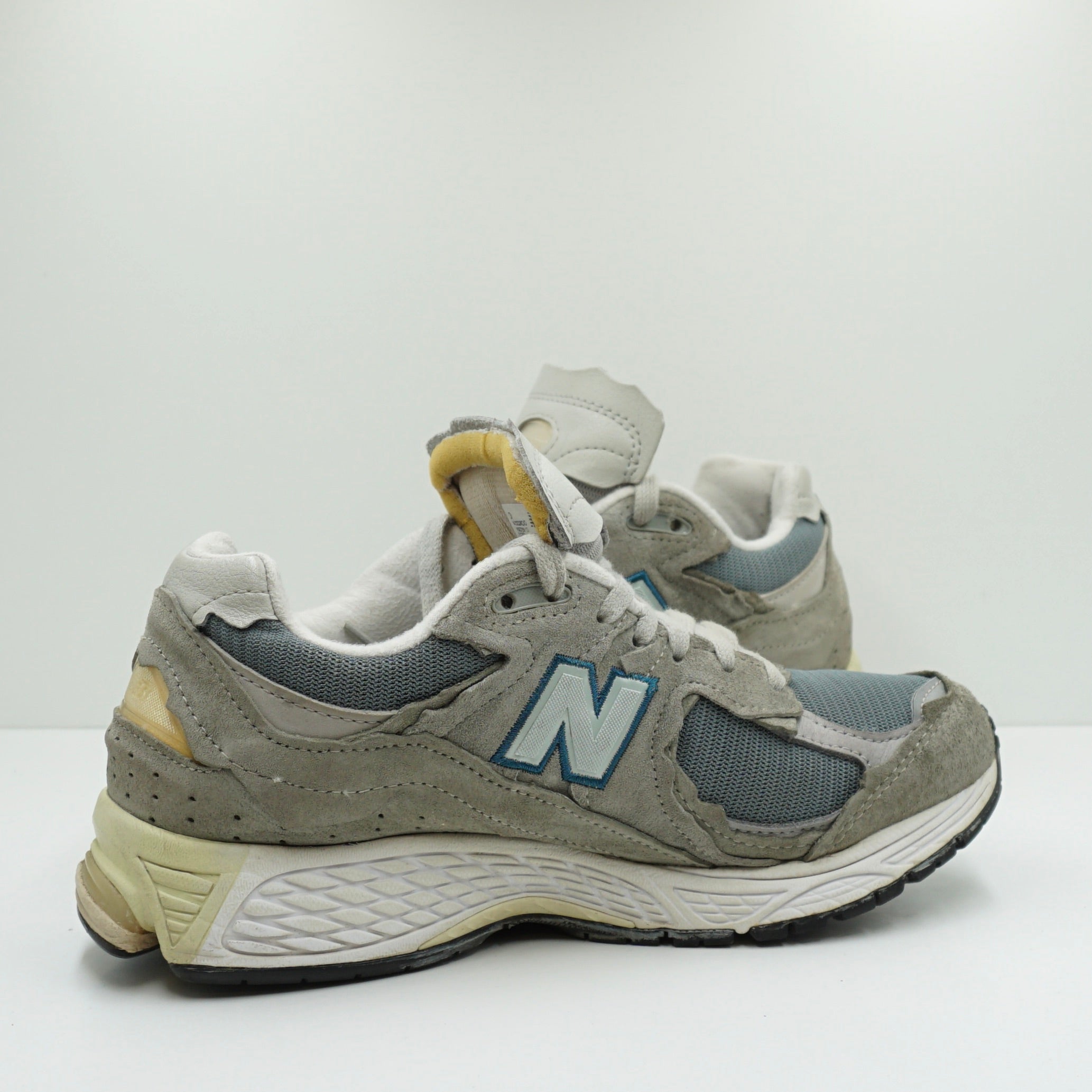 New Balance 2002R Protection Pack Mirage Grey