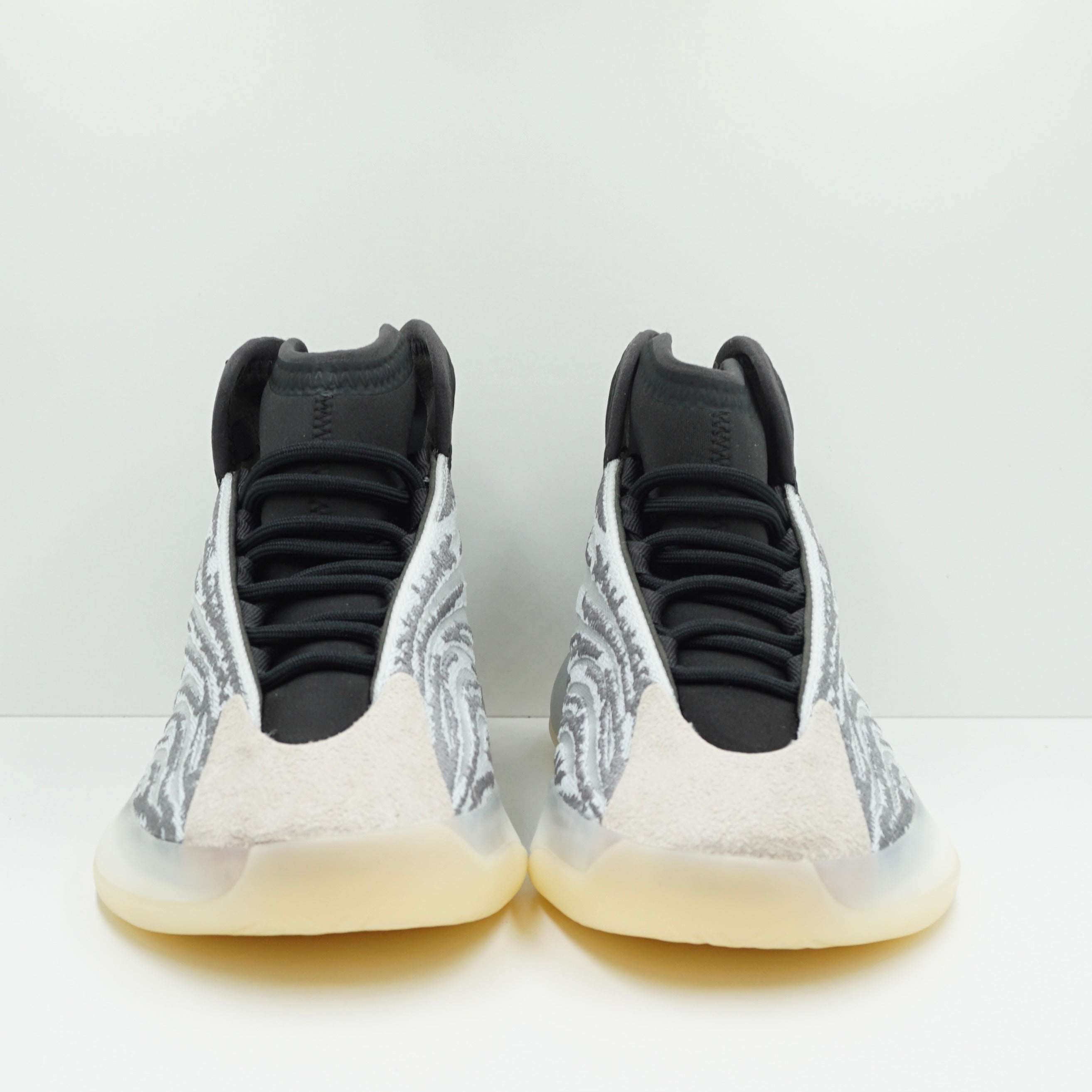 Adidas Yeezy QNTM (Lifestyle Model)