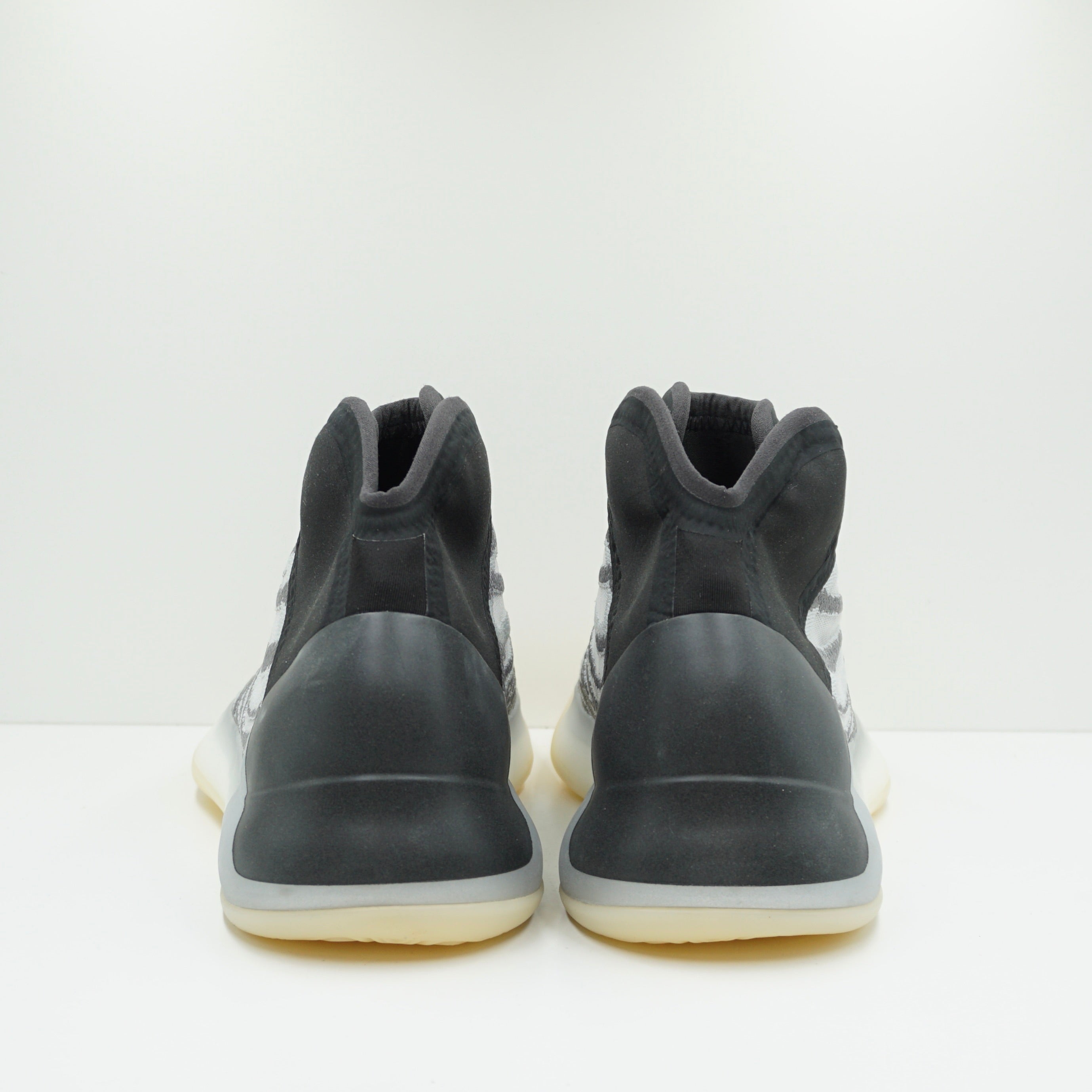 Adidas Yeezy QNTM (Lifestyle Model)