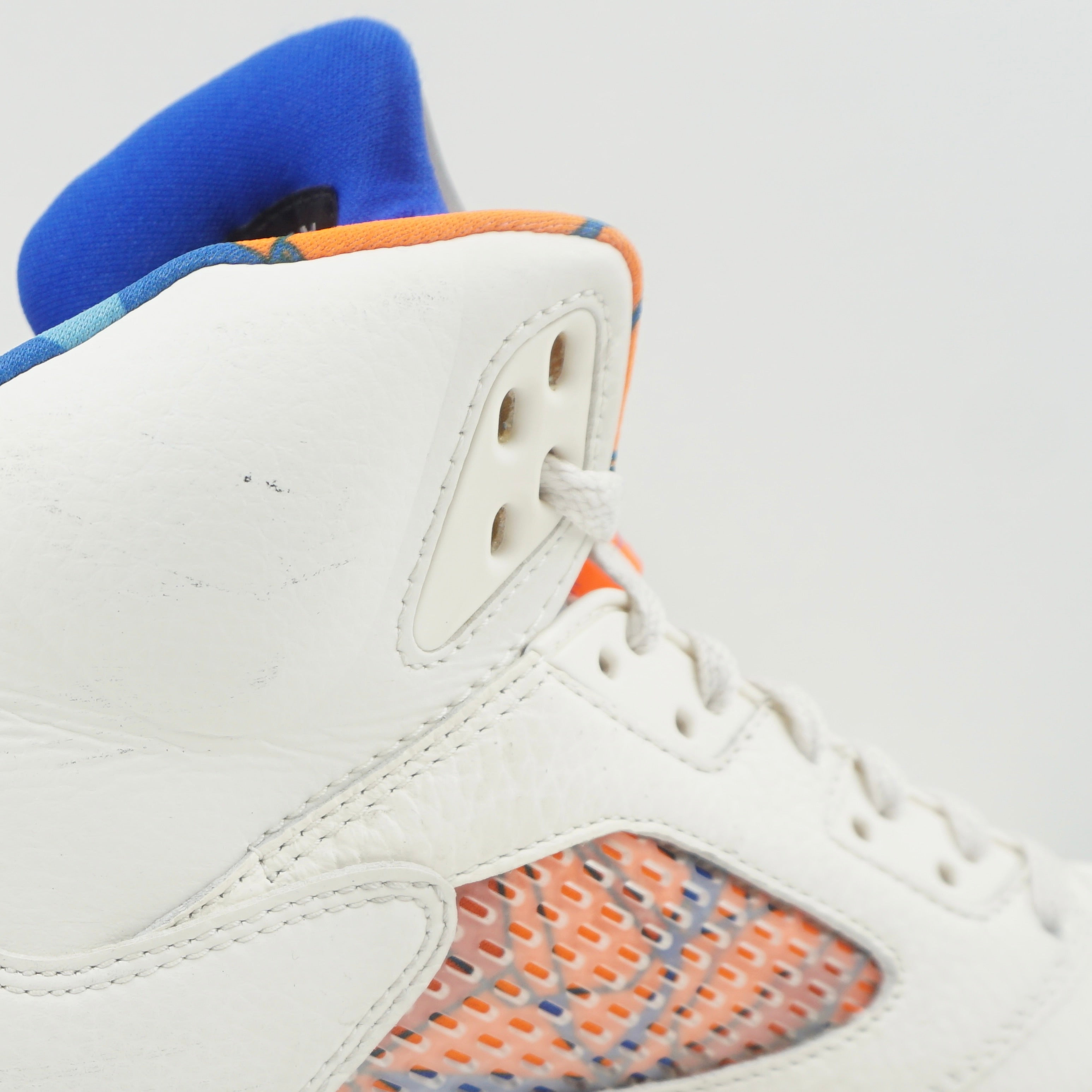 Jordan 5 Retro International Flight