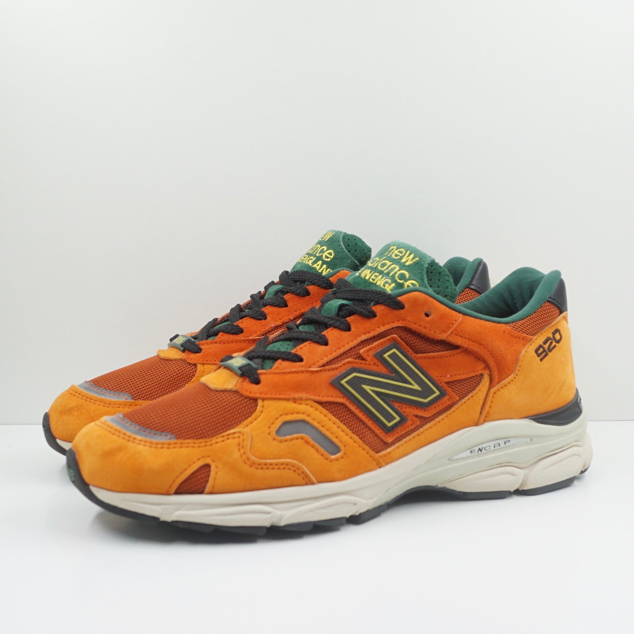 New Balance 920 Sneakersnstuff