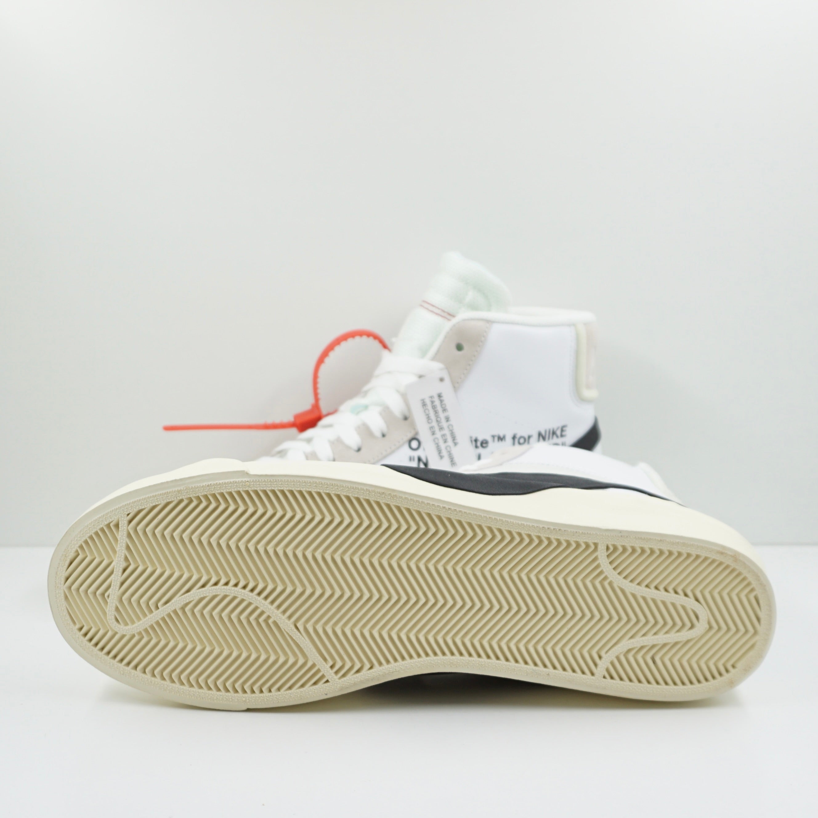 Nike Blazer Mid Off-White