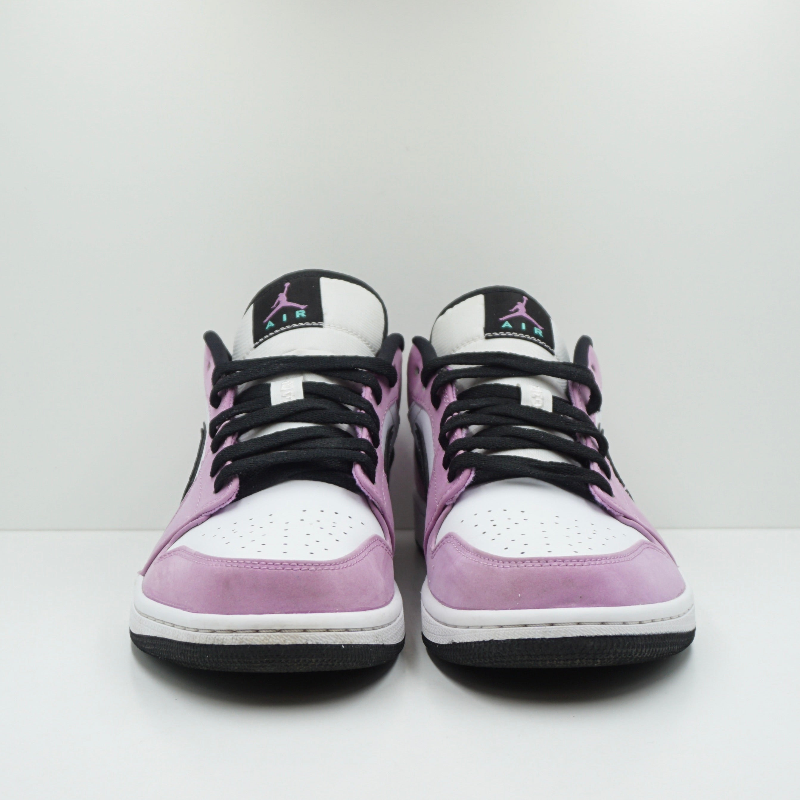 Jordan 1 Low SE Violet Shock White Black