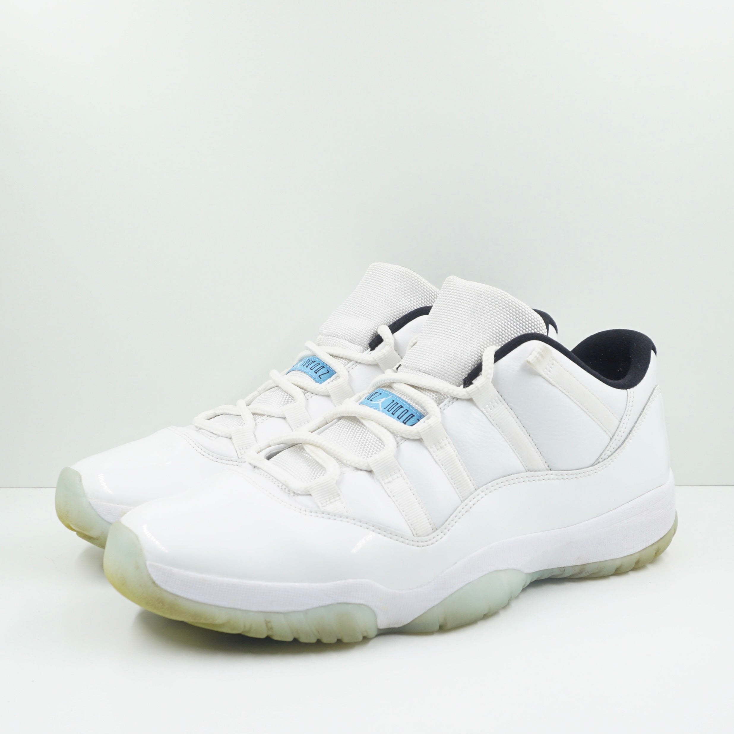 Jordan 11 Retro Low Legend Blue