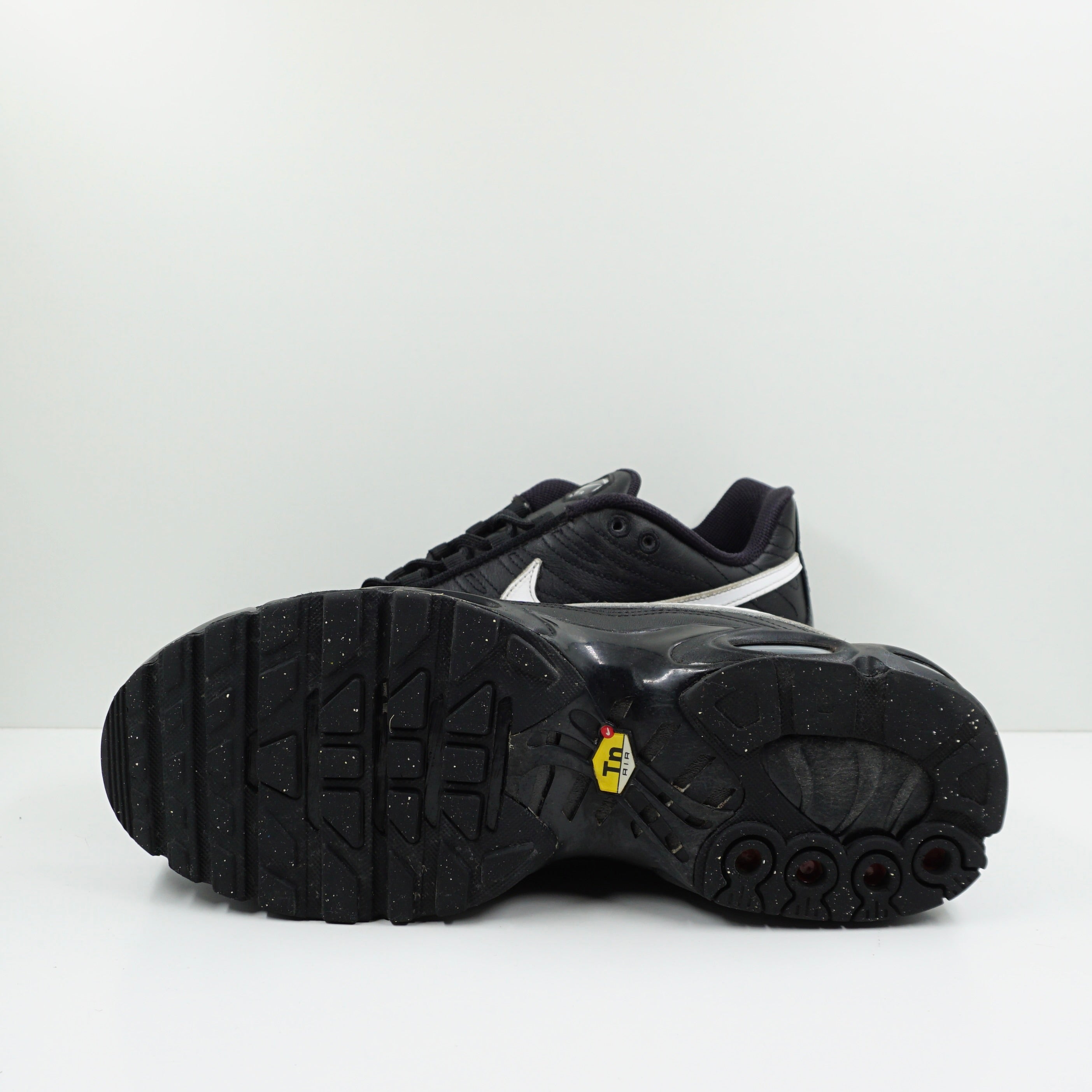 ゆ*ん様 Nike Air Max Plus Tiempo Black (W) Nike Air Max Plus Tiempo Black (W)