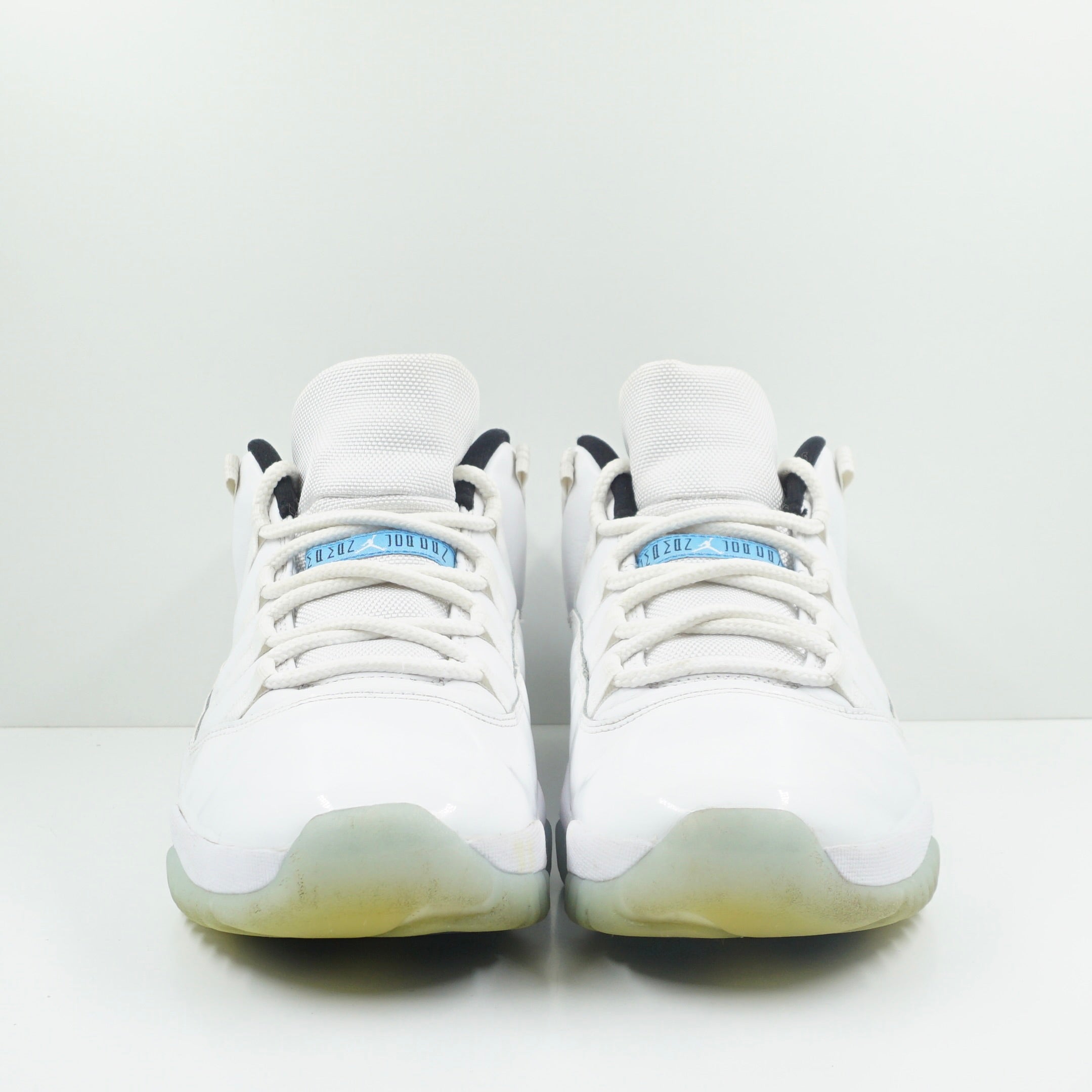 Jordan 11 Retro Low Legend Blue