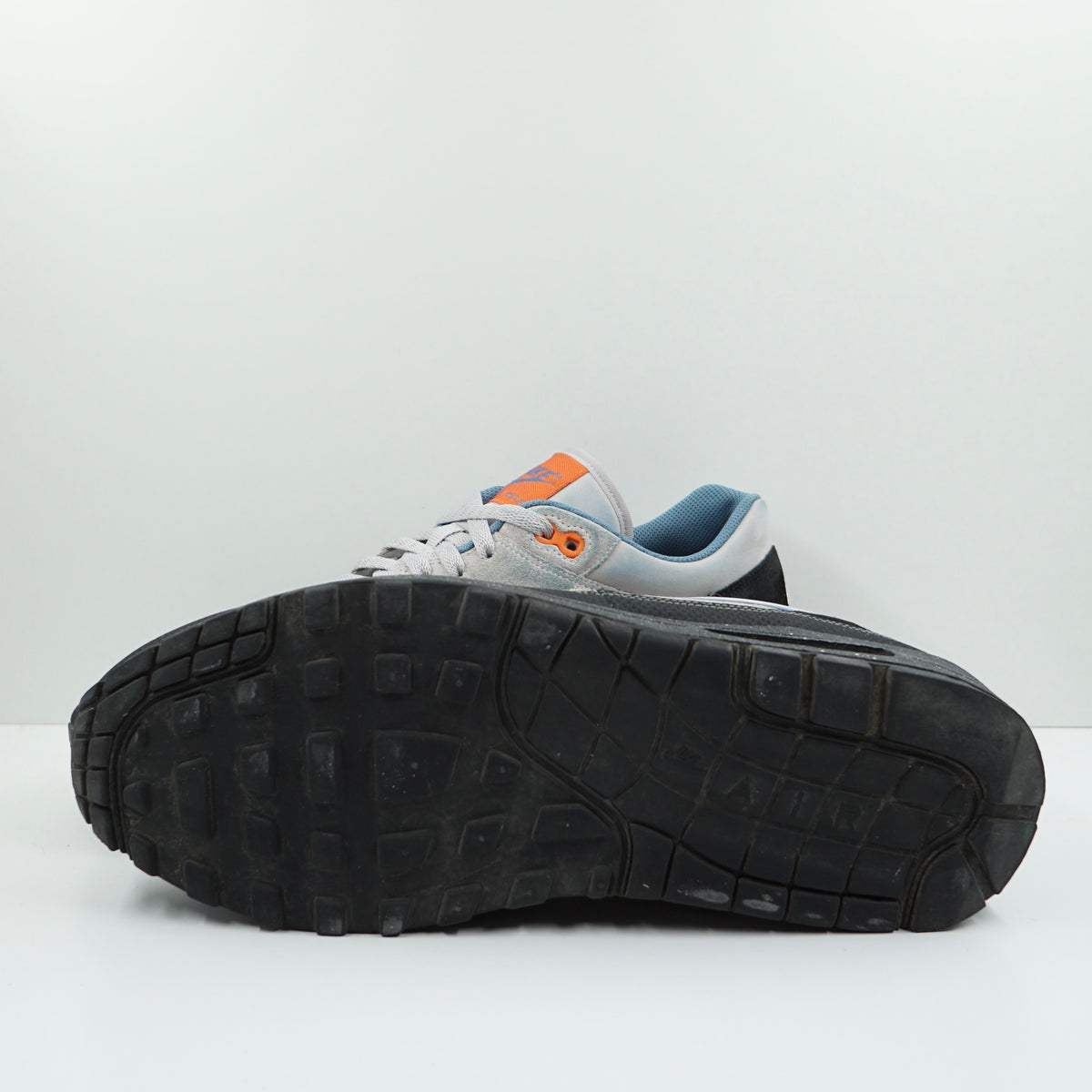 Nike Air Max 1 Premium Adventure Pack Euro Exclusive Pearl Grey Storm Blue (2006)