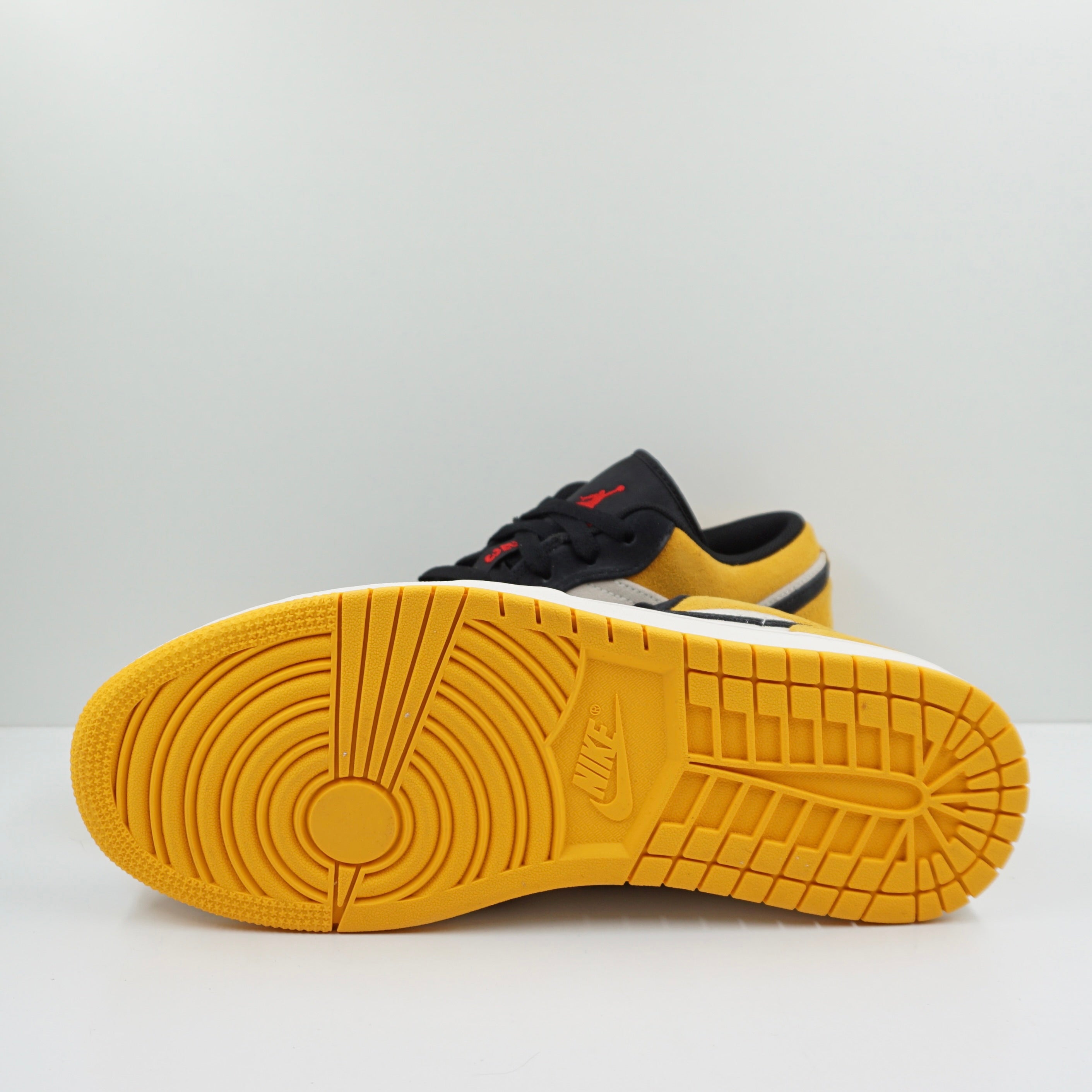 Jordan 1 Low Sail University Gold Black