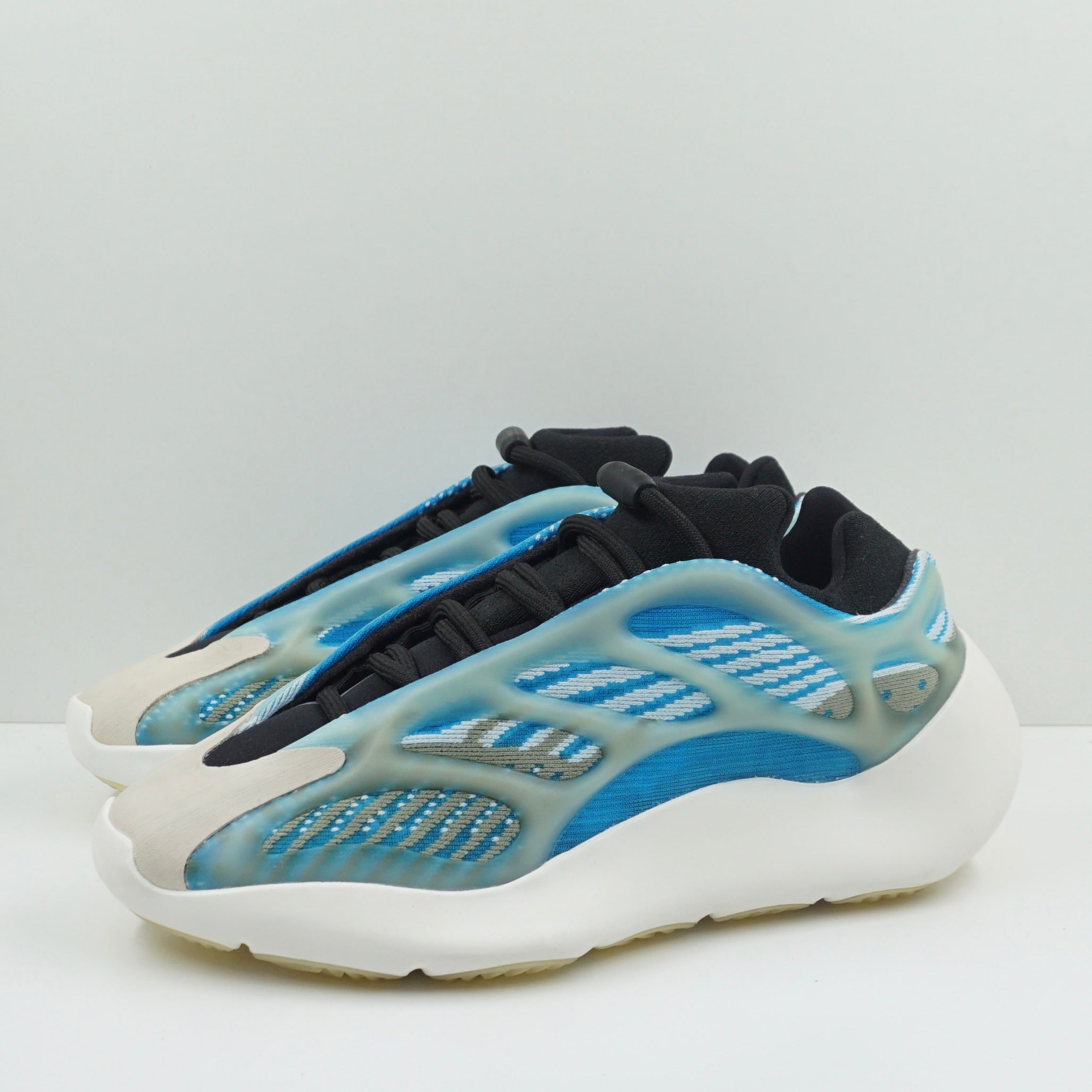 Adidas Yeezy 700 V3 Arzareth