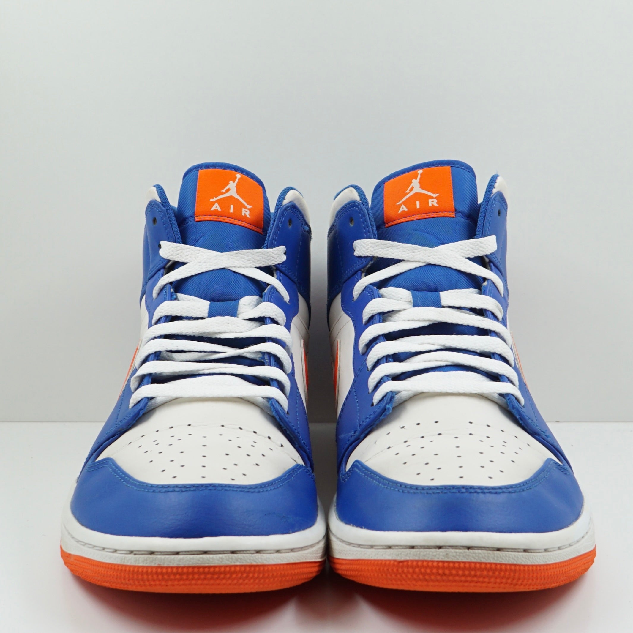 Jordan 1 Mid Knicks