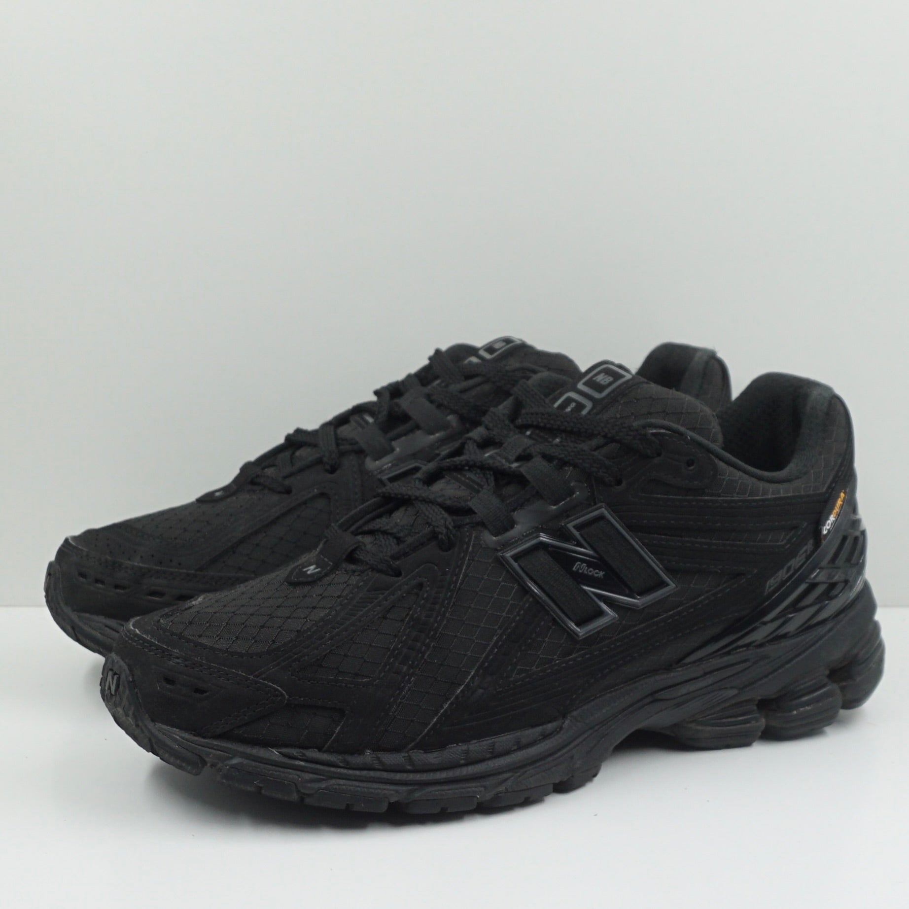 New Balance 1906R Cordura Black Magnet