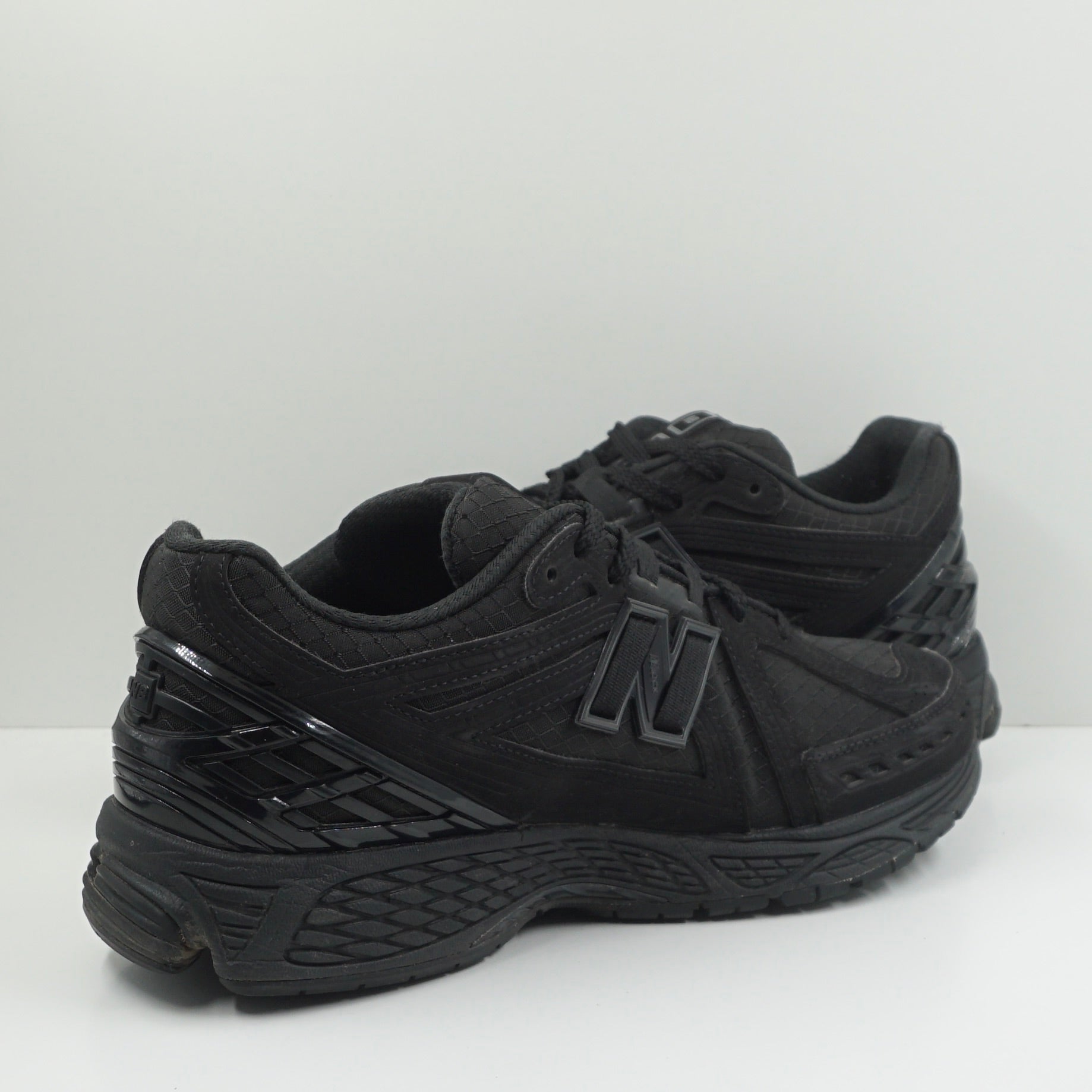 New Balance 1906R Cordura Black Magnet