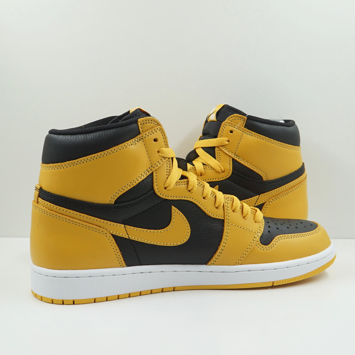Jordan 1 Retro High Pollen