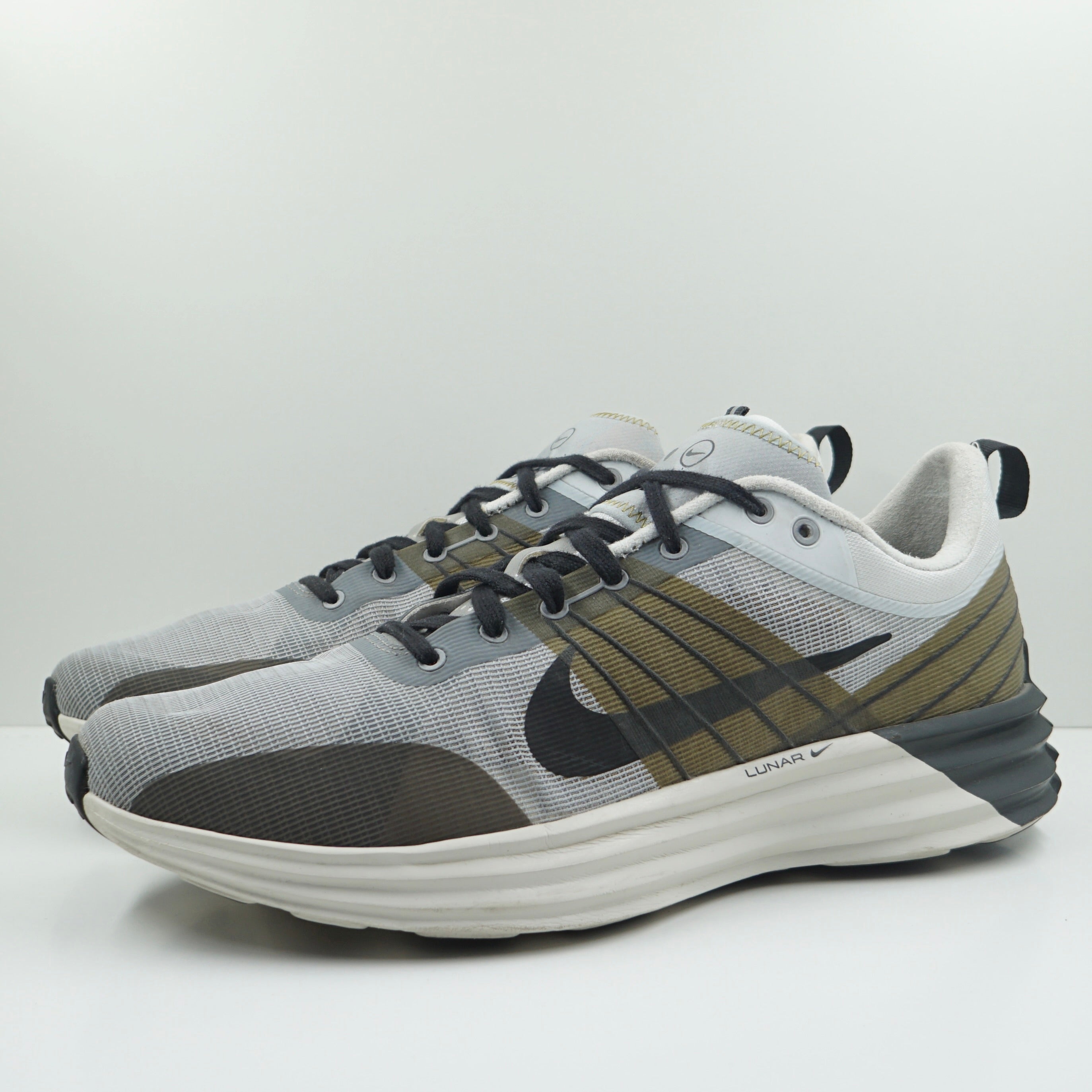 Nike Lunar Roam Platinum Tint Desert Moss