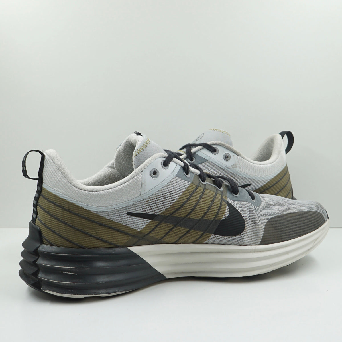 Nike Lunar Roam Platinum Tint Desert Moss
