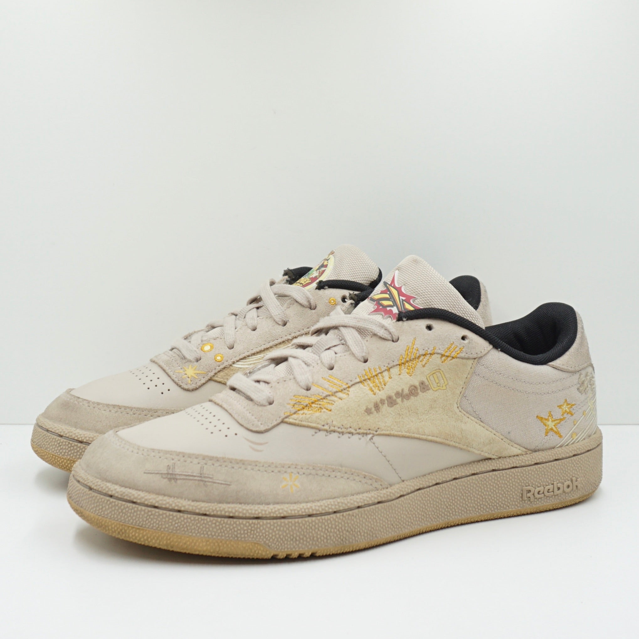 Reebok Club C 85 Looney Tunes Props