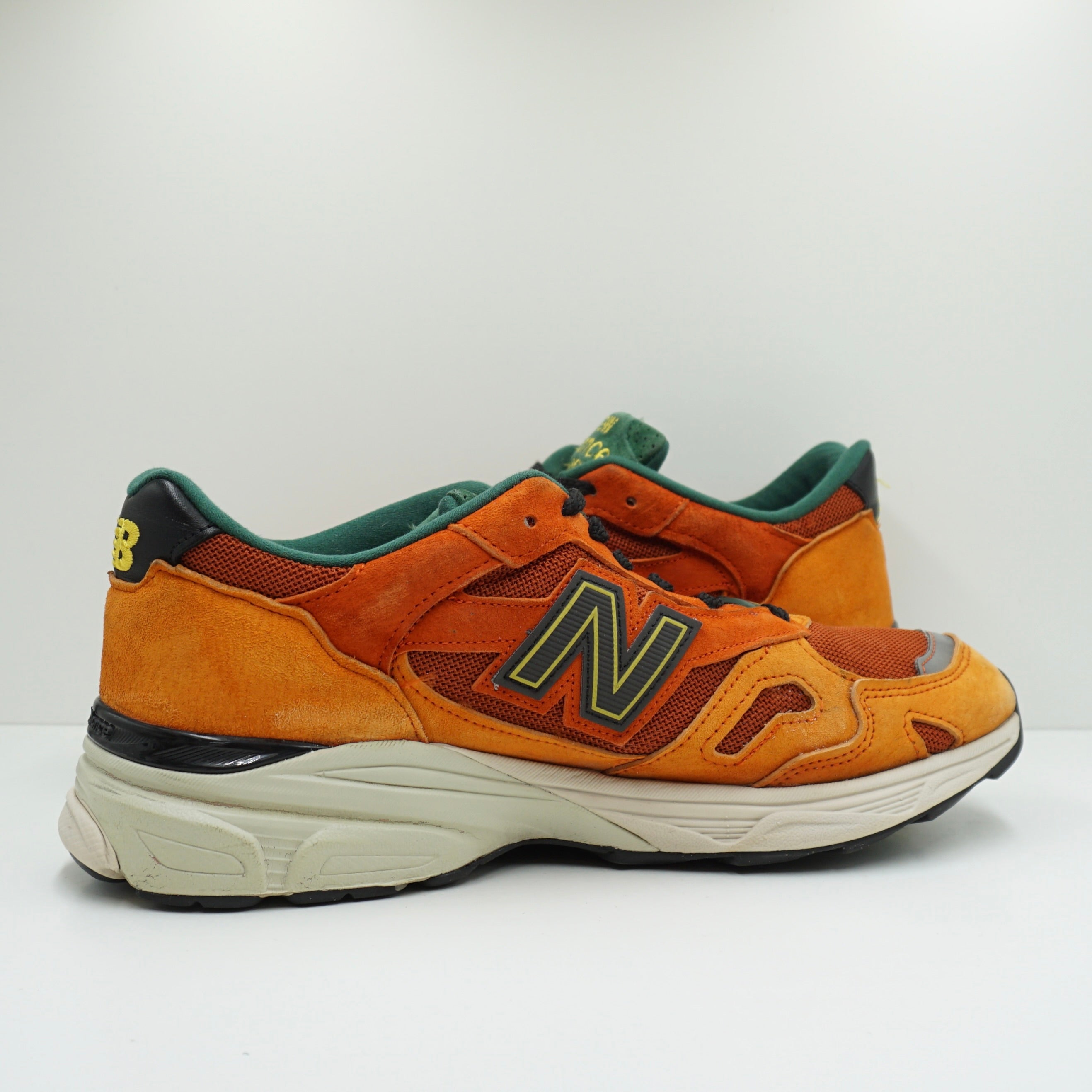New Balance 920 Sneakersnstuff