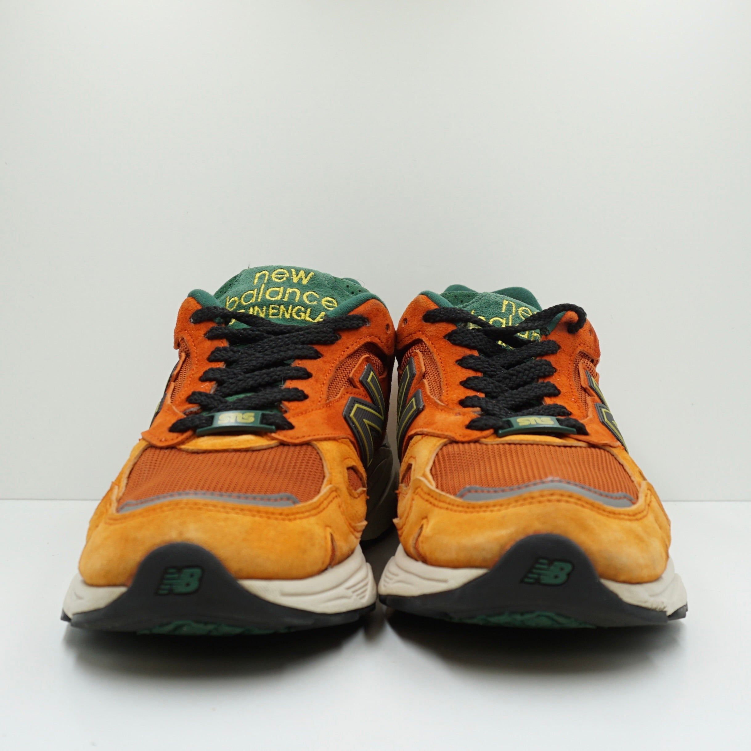 New Balance 920 Sneakersnstuff