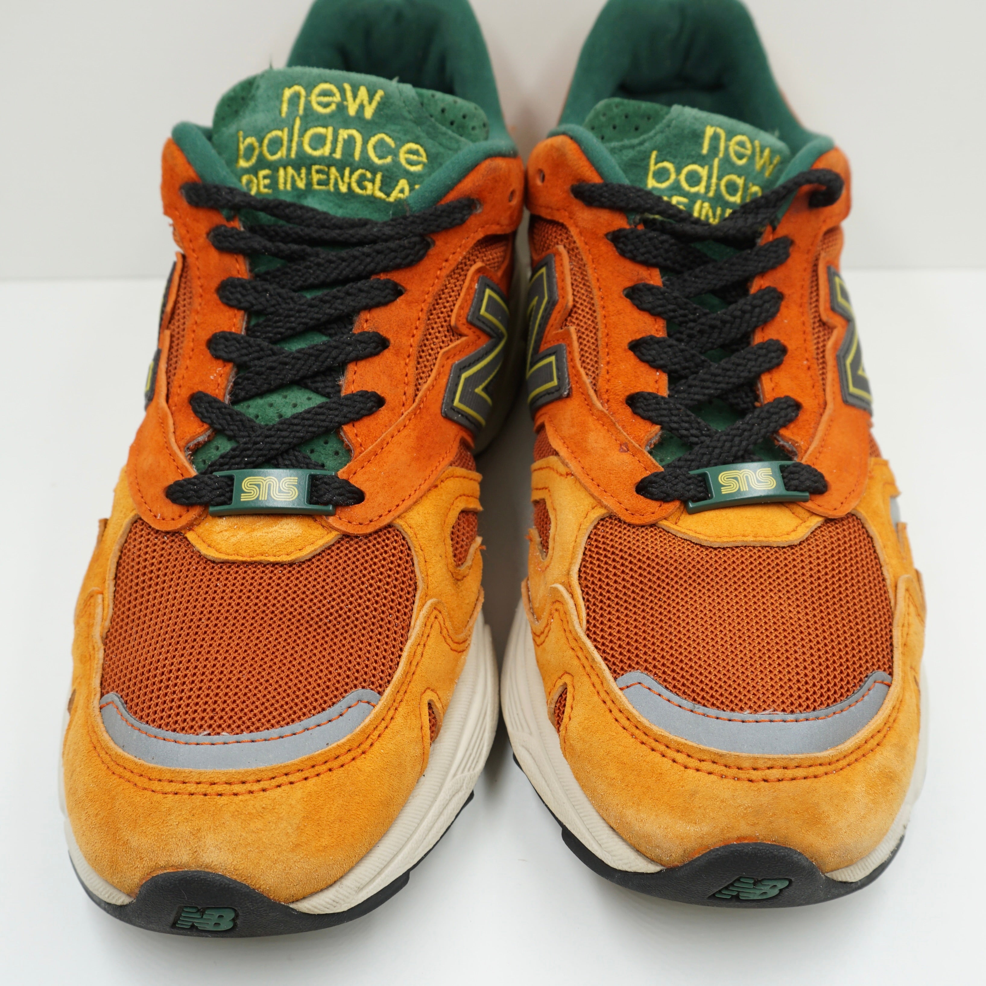 New Balance 920 Sneakersnstuff