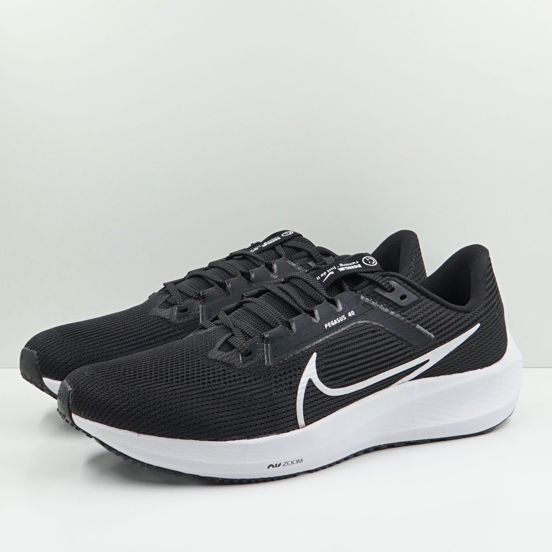 Nike Air Zoom Pegasus 40 Black White