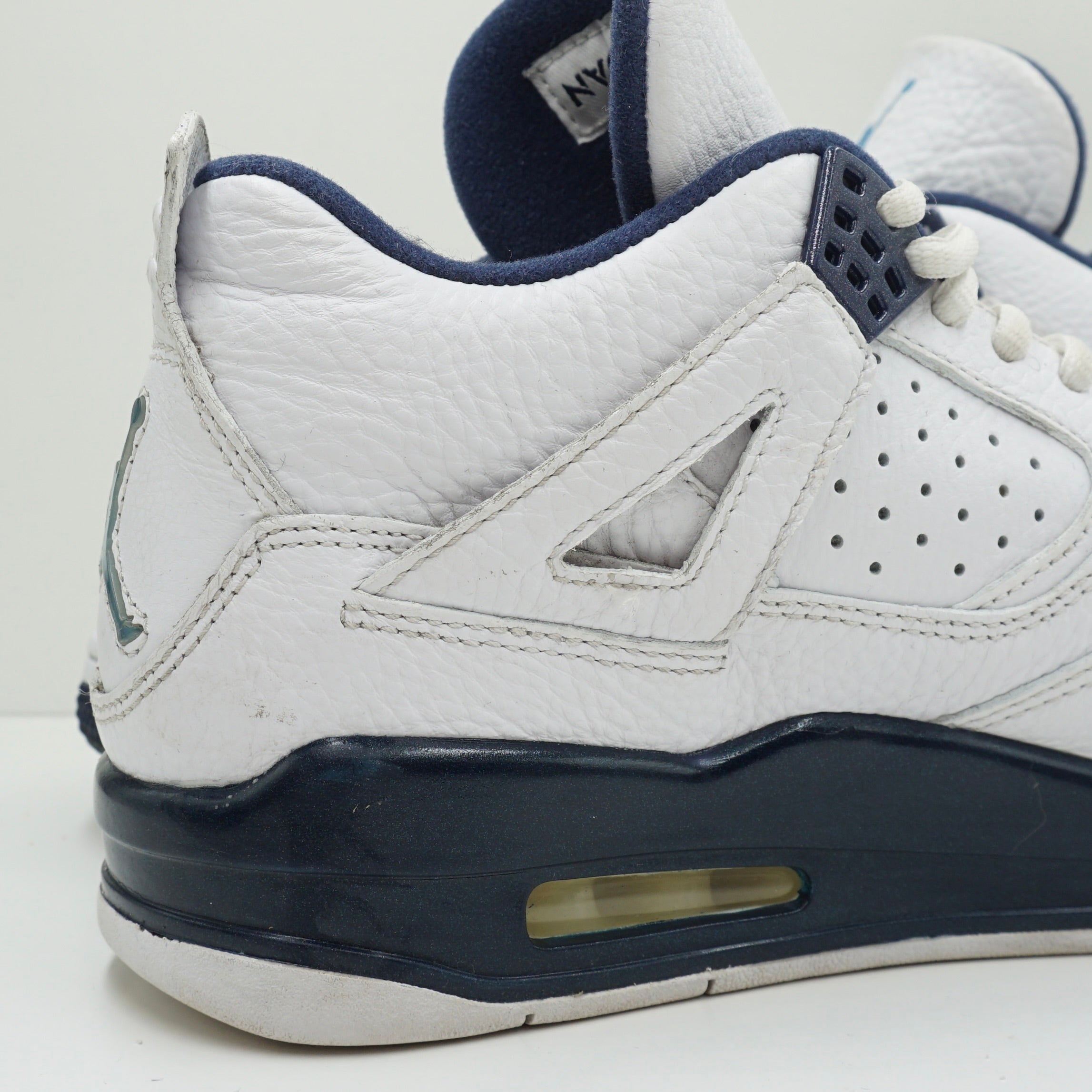 Jordan 4 Retro Columbia (2015)