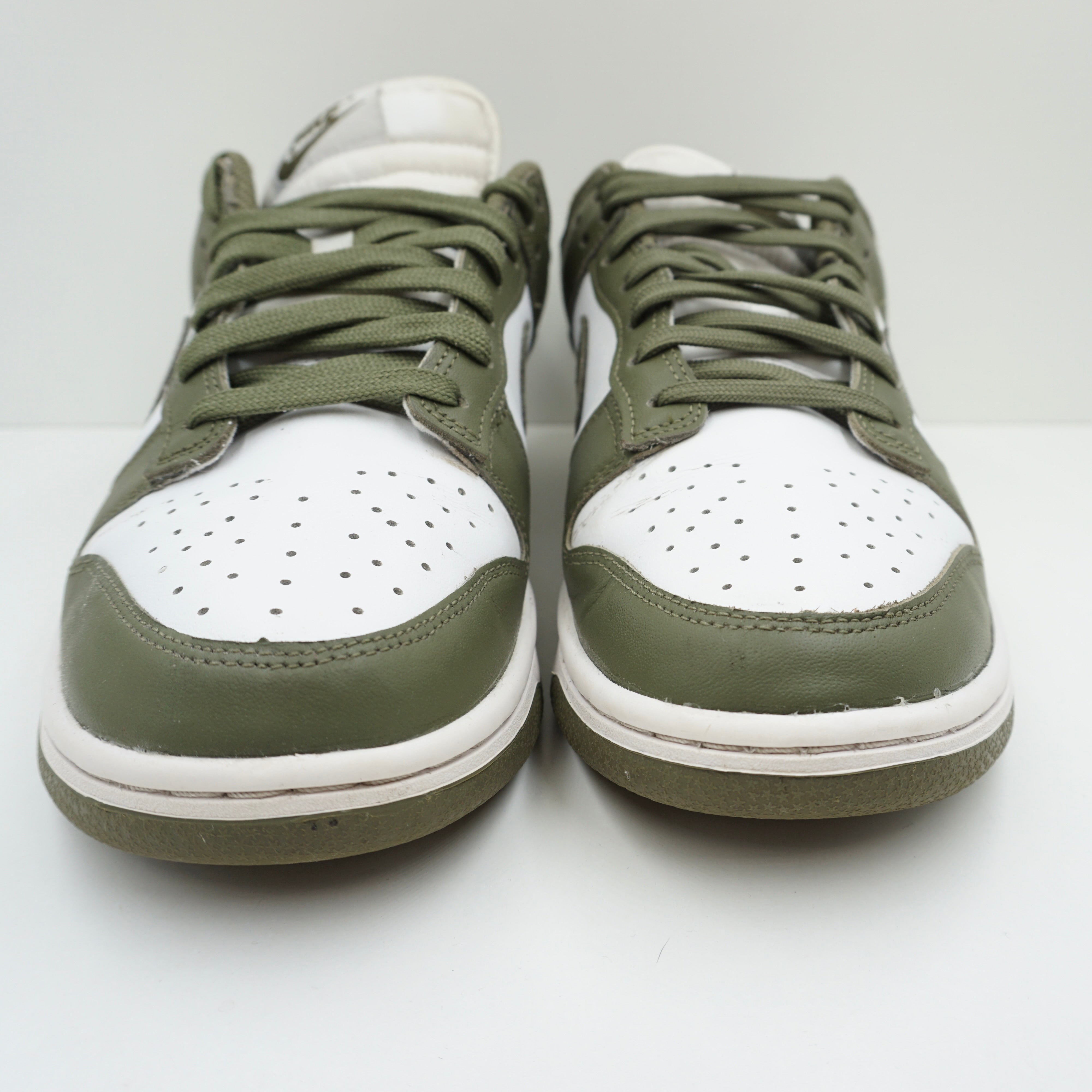 Nike Dunk Low Medium Olive (W)