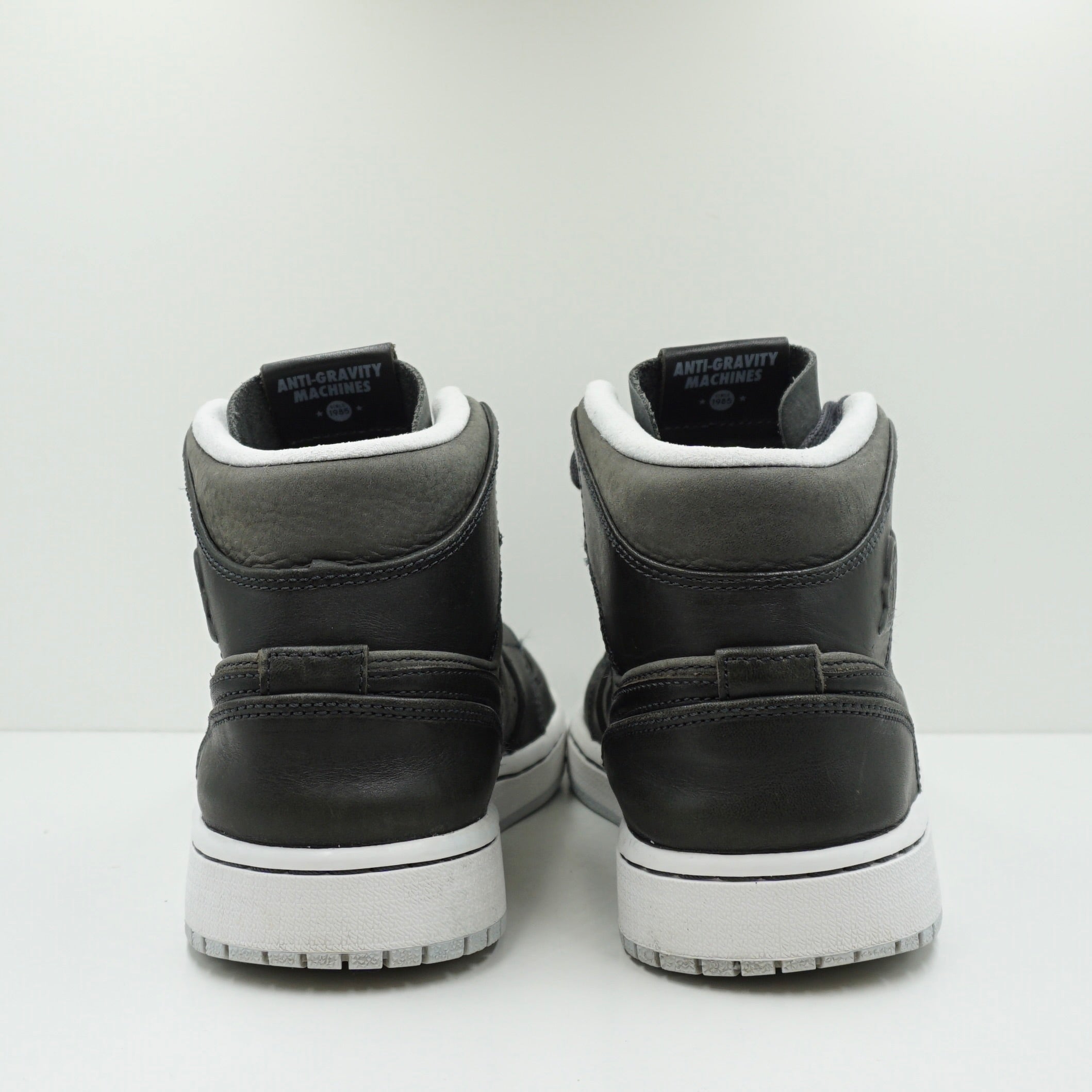 Jordan 1 Mid Nouveau Anthracite
