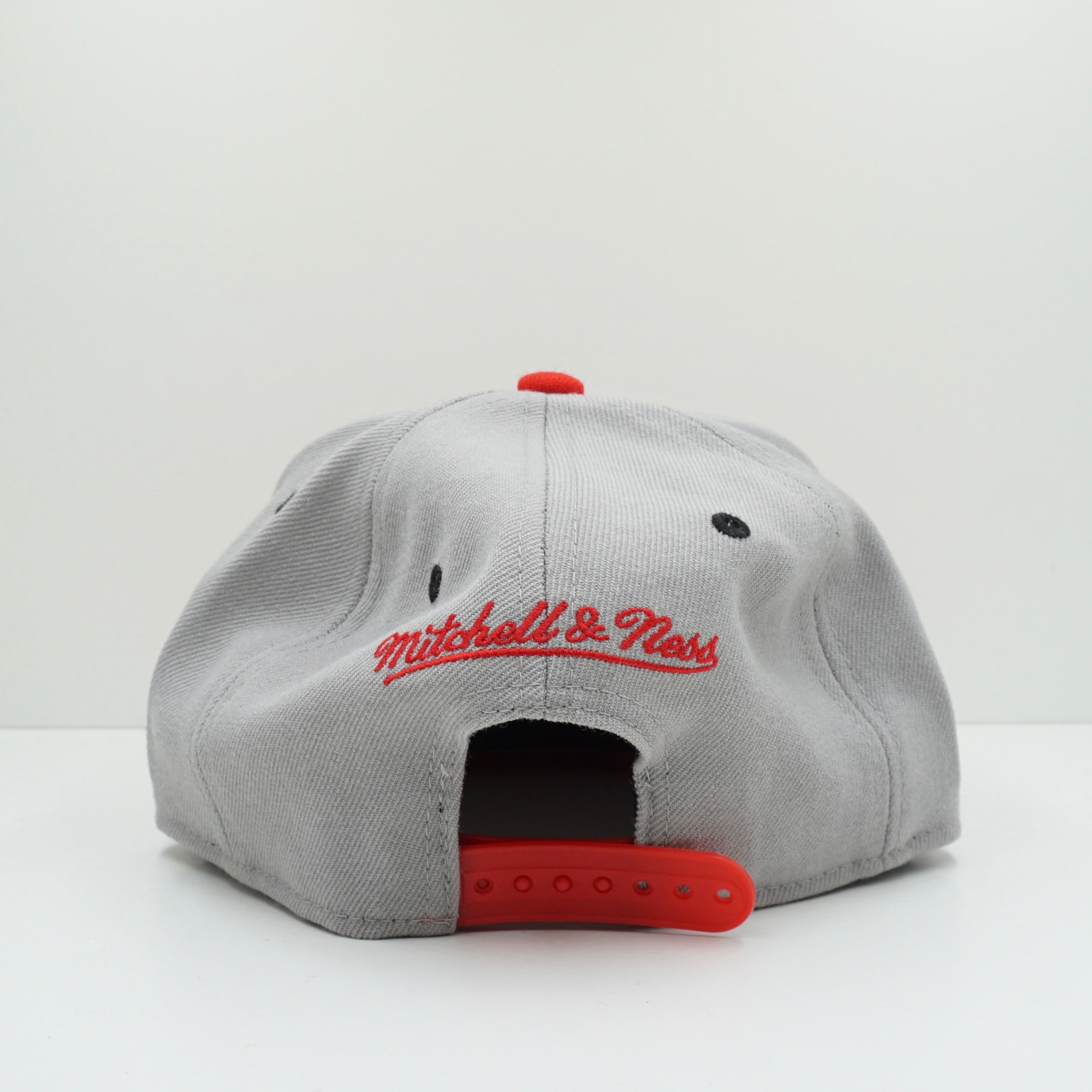 Mitchell & Ness Detroit Red Wings Grey Red Snapback Cap