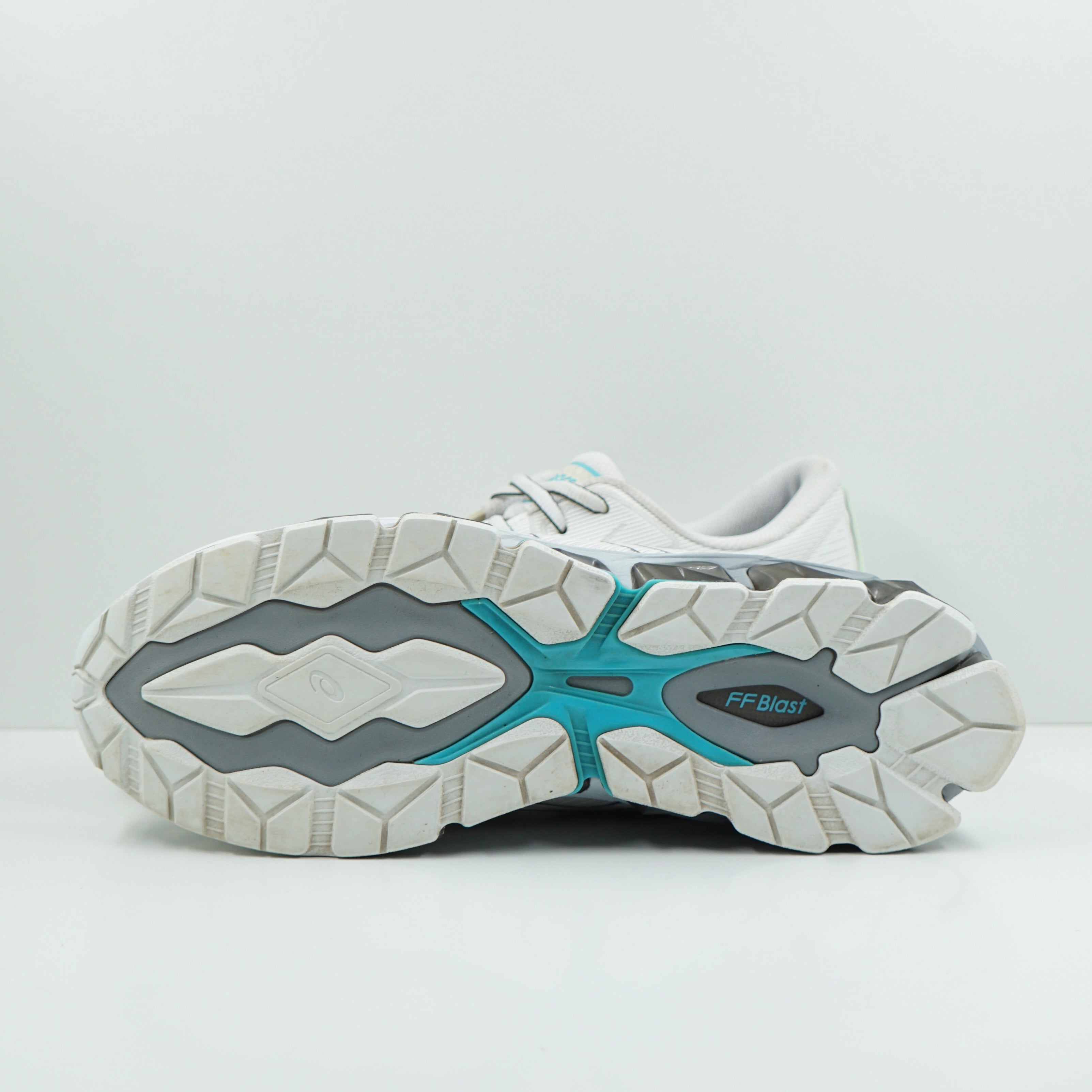 Asics Gel Quantum 360 7 White Gunmetal