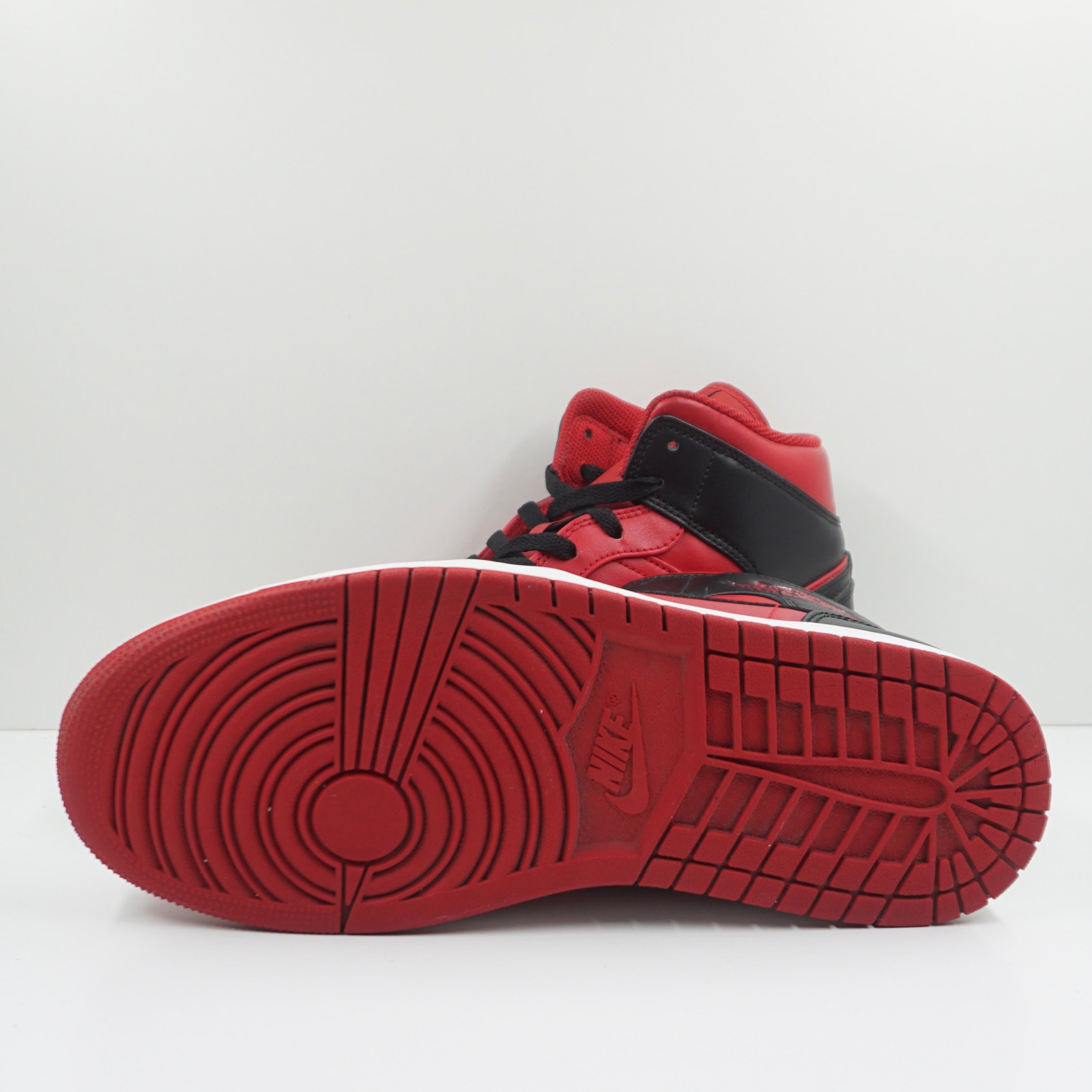Jordan 1 Mid Reverse Bred (2021)