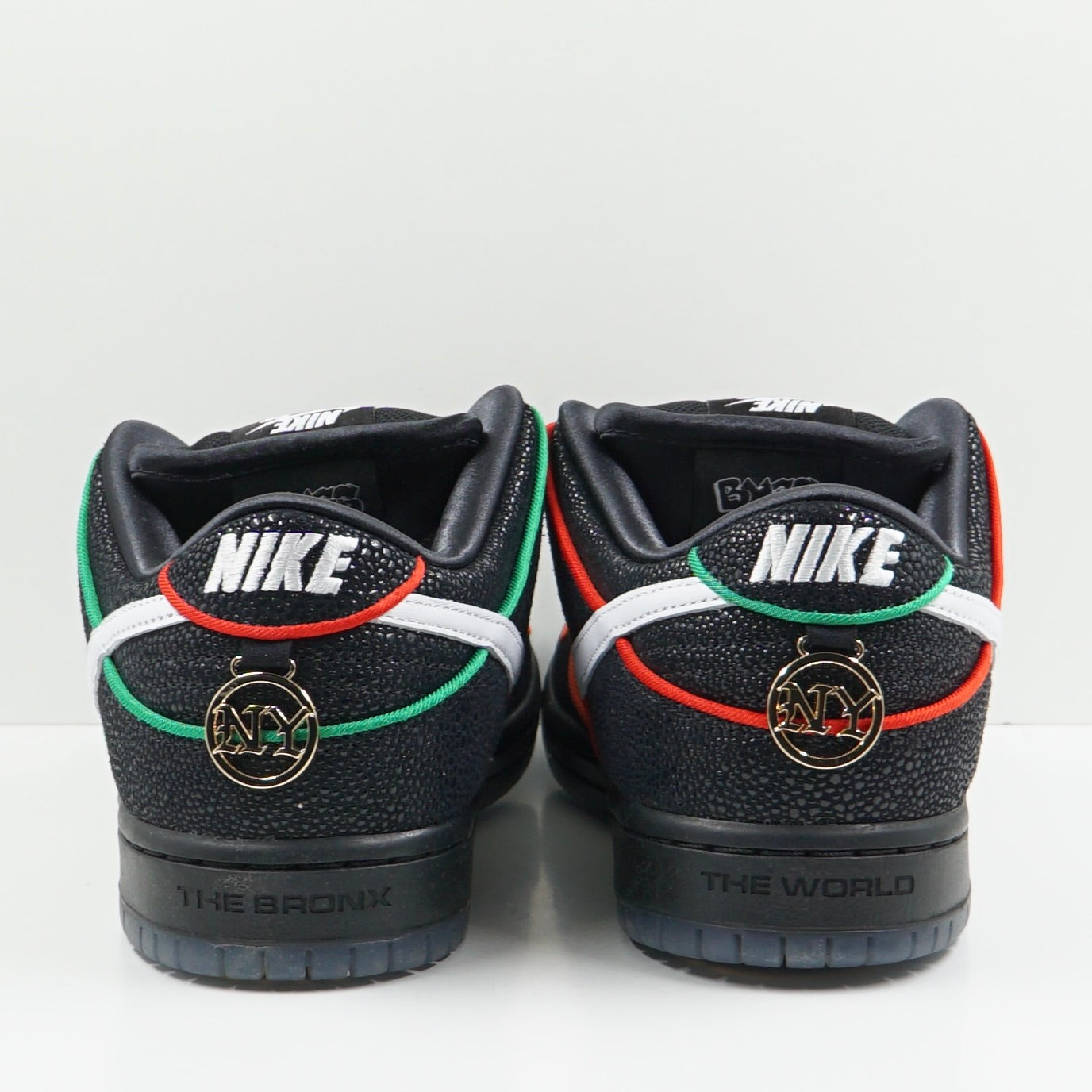 Nike SB Dunk Low Bronx Girls Skate