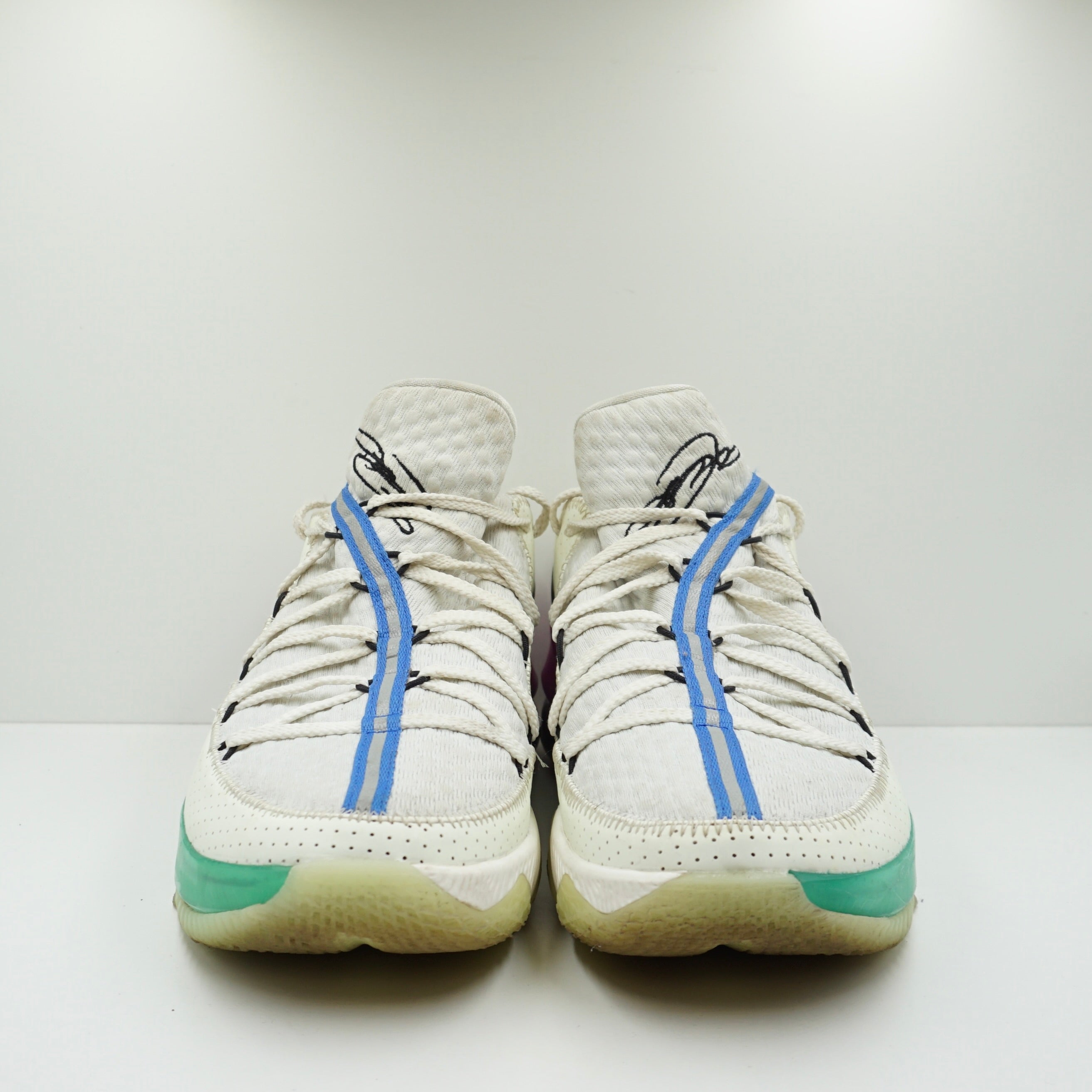 Nike LeBron 17 Low Glow In The Dark