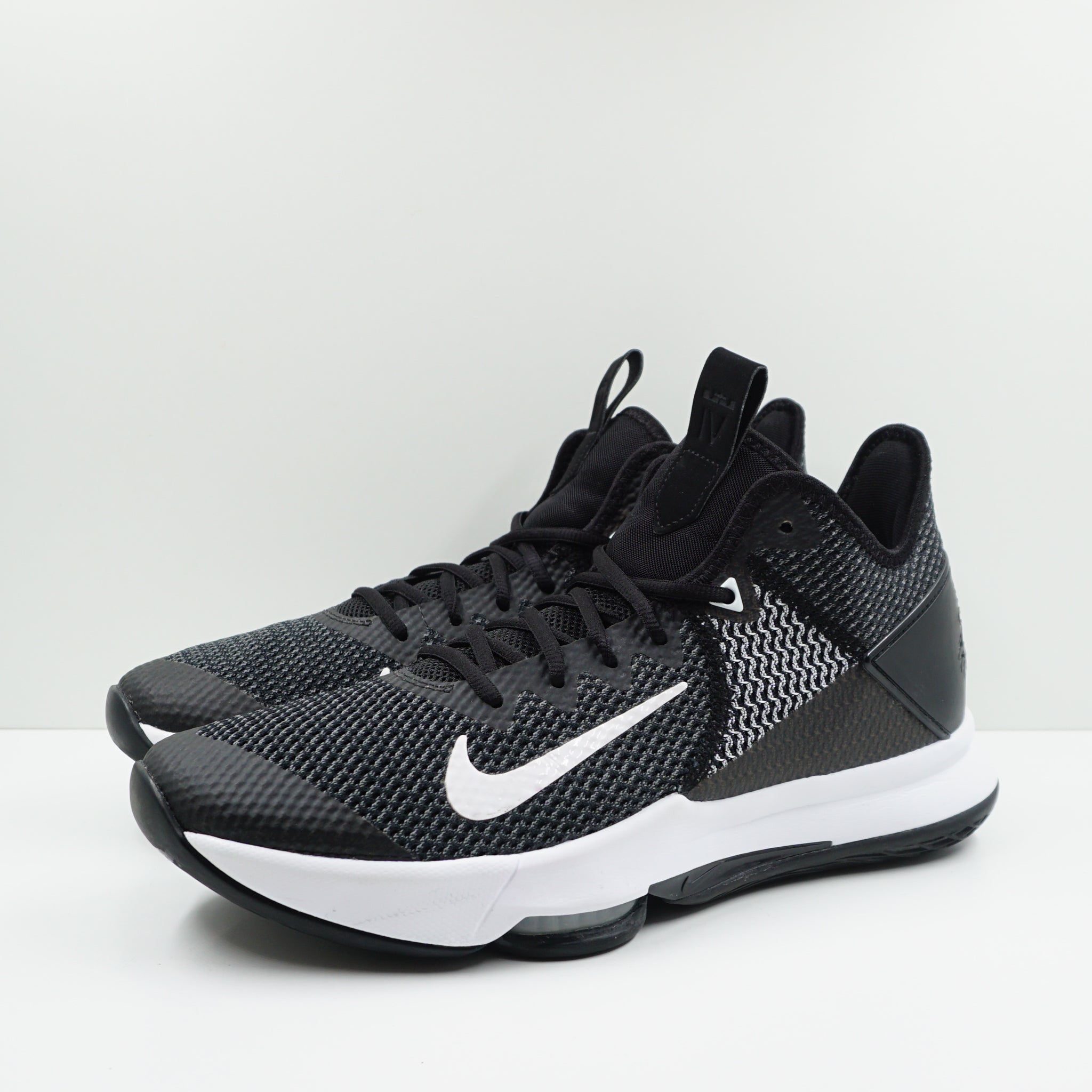 Nike LeBron Witness 4 Black