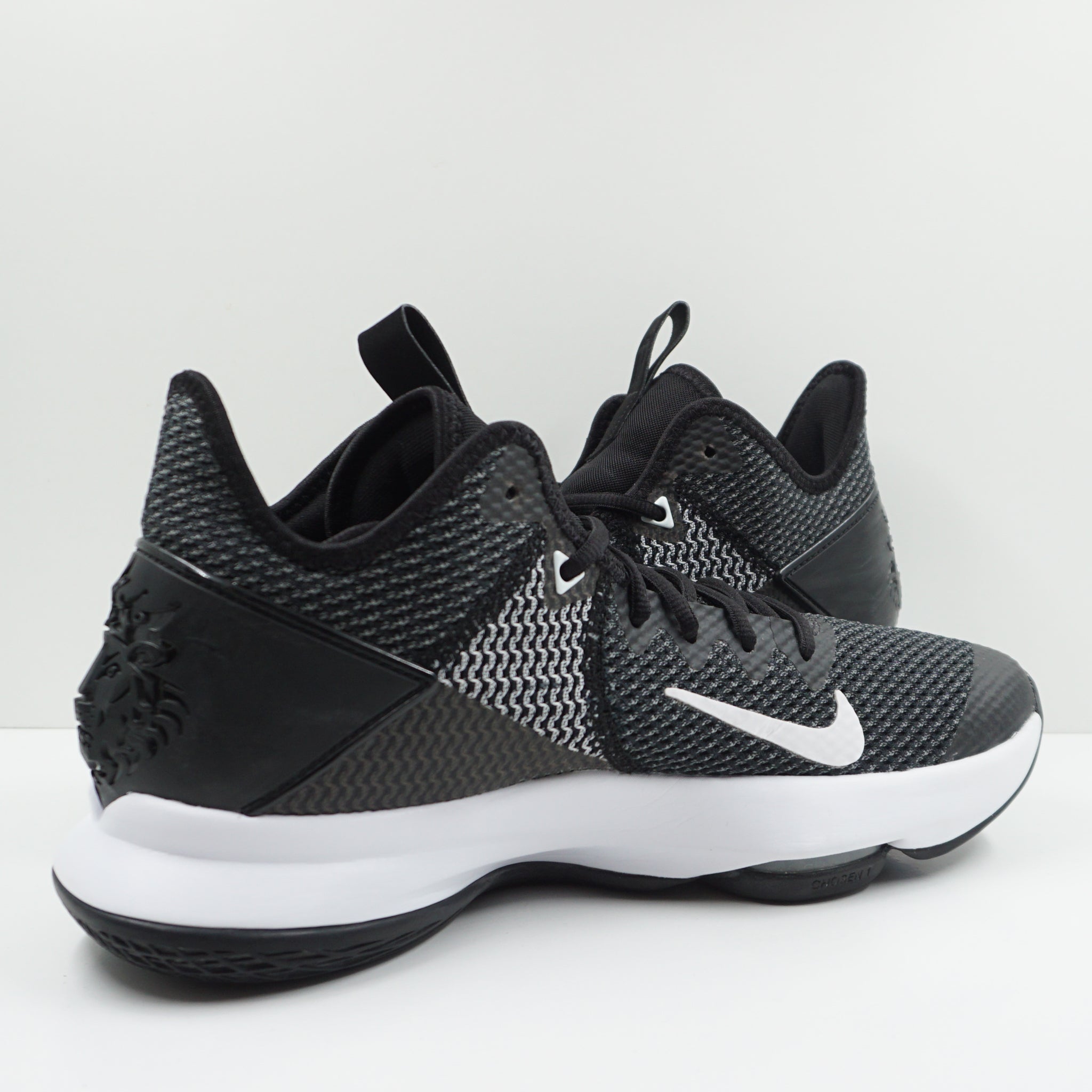 Nike LeBron Witness 4 Black