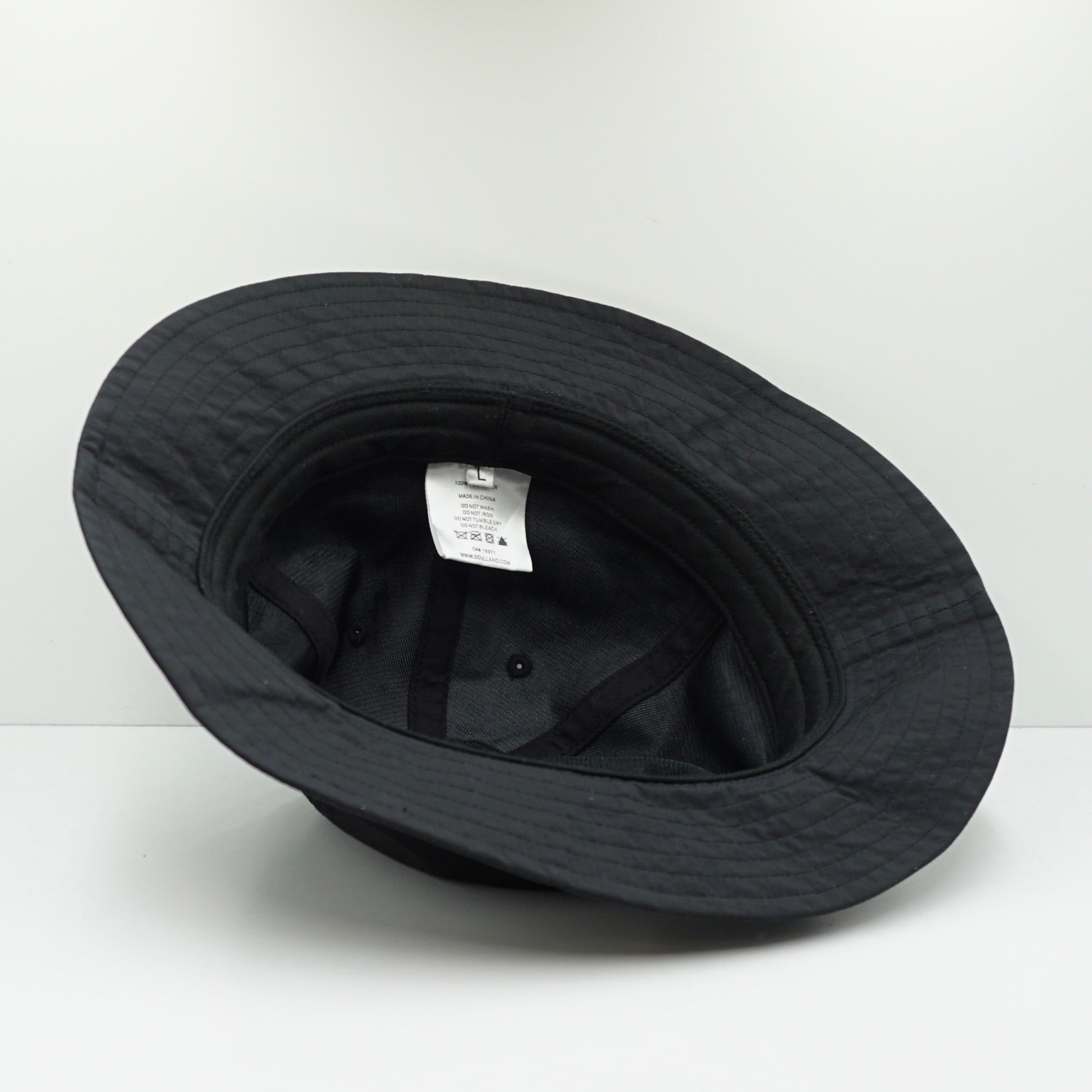 Soulland Black Hat