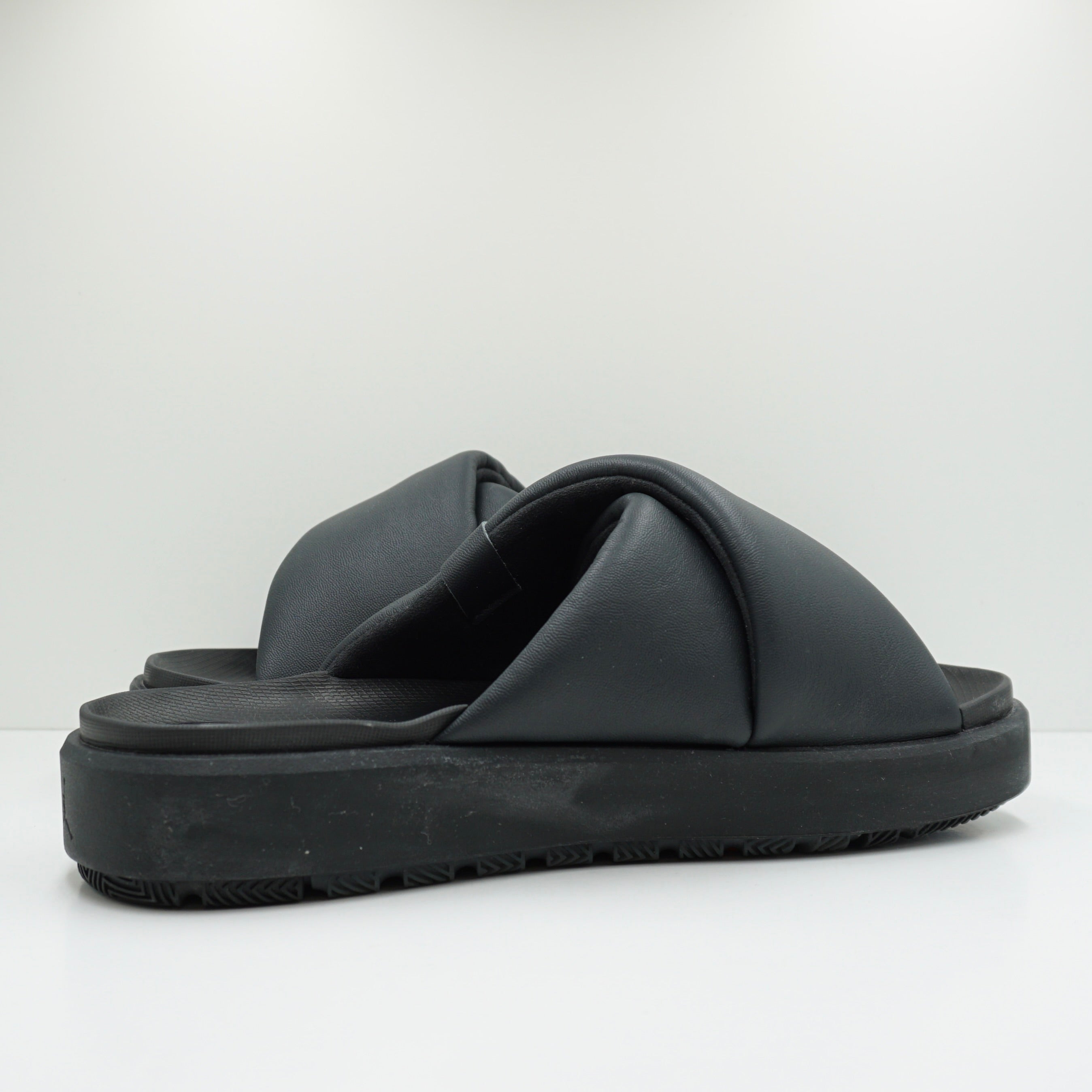 Jordan Sophia Black Slide