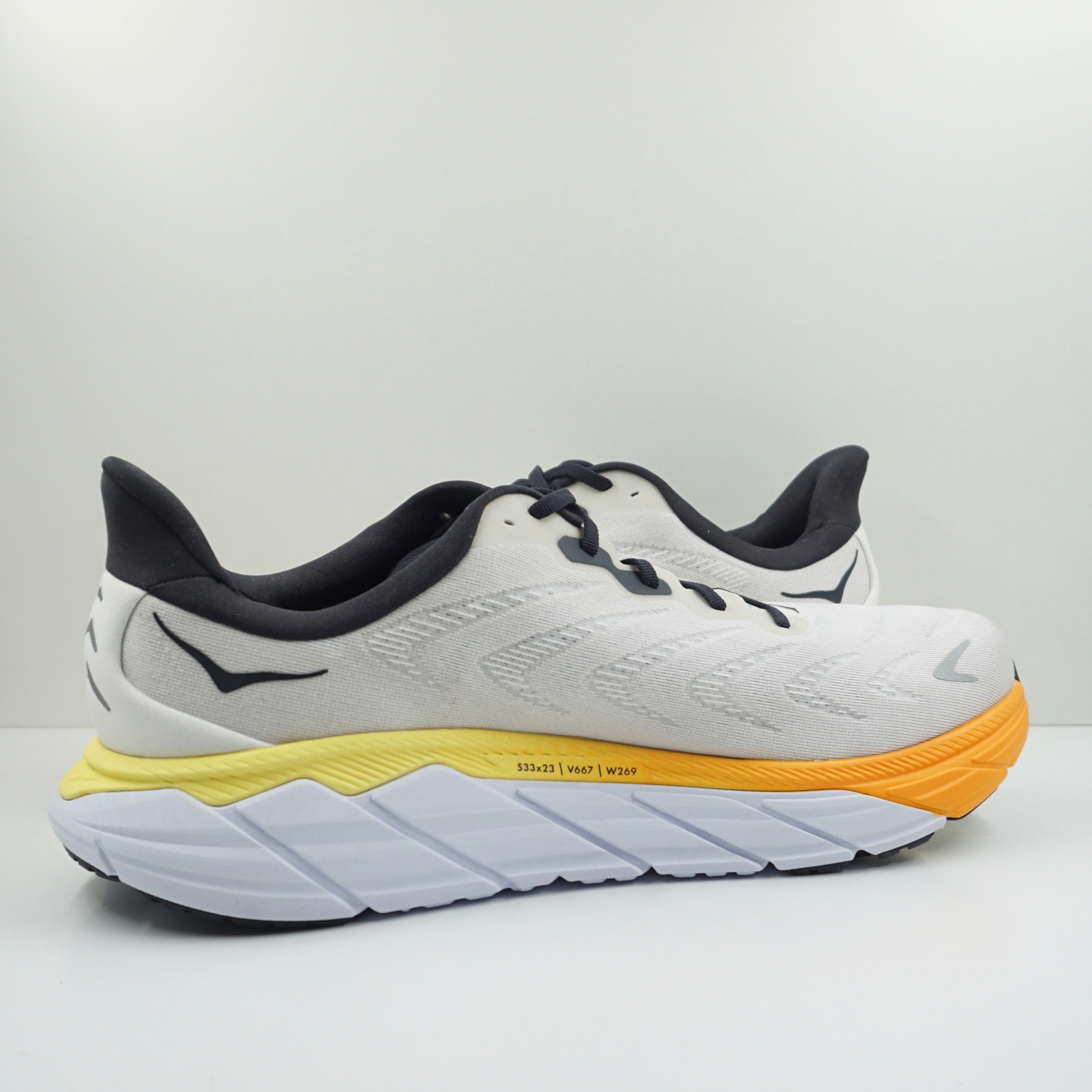 Hoka One One Arahi 6 Nimbus Cloud Blanc De Blanc