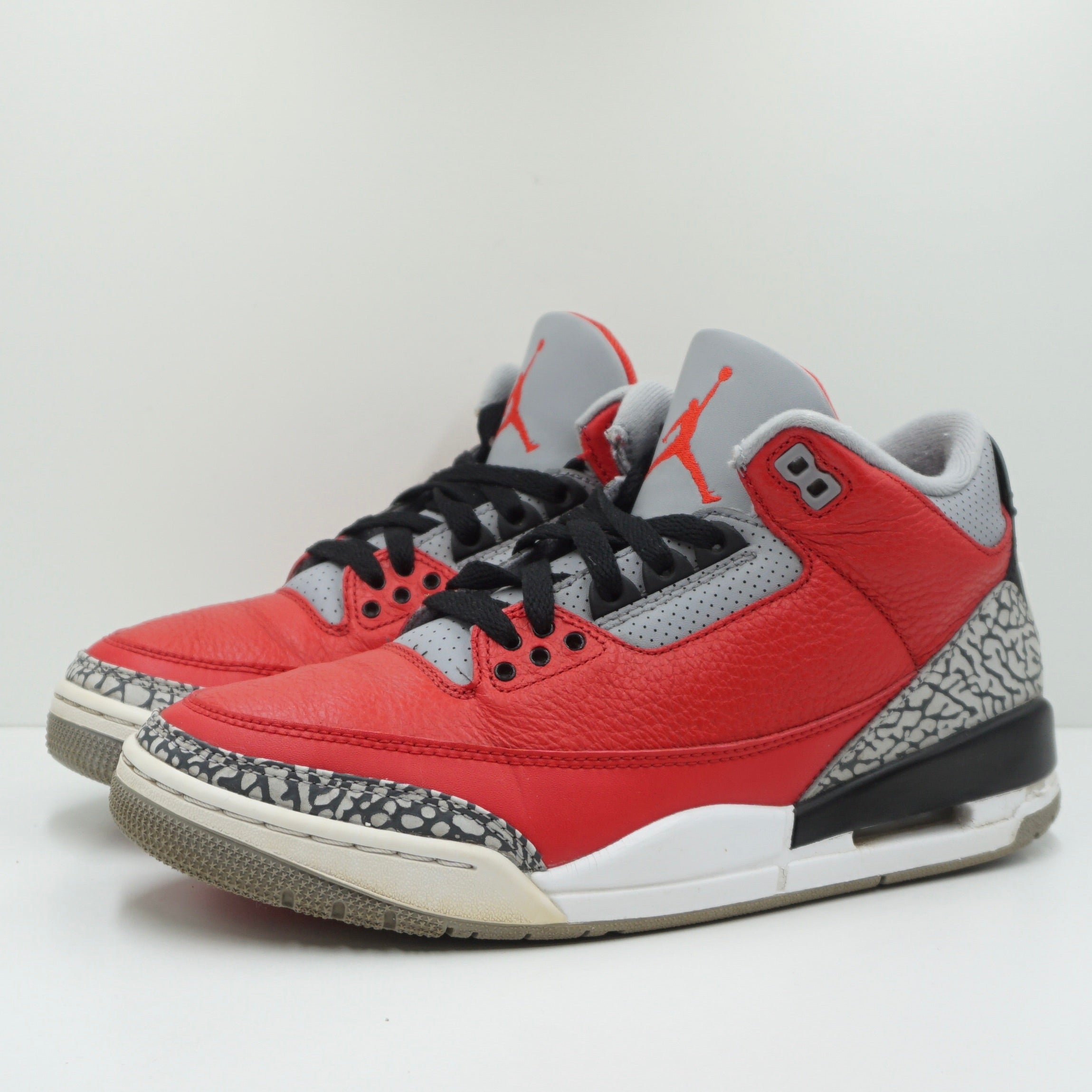 Jordan 3 Retro SE Unite