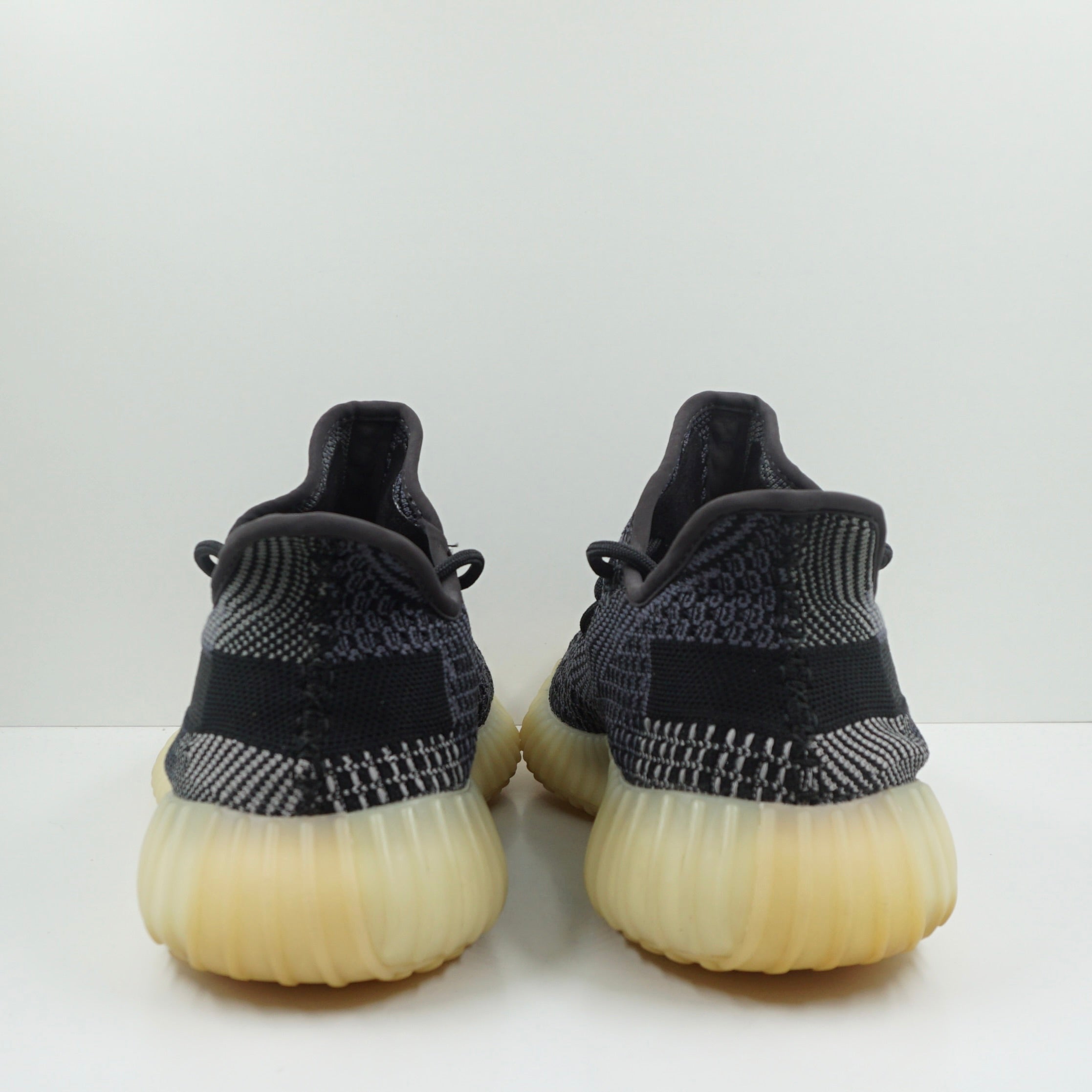 Adidas Yeezy Boost 350 V2 Carbon