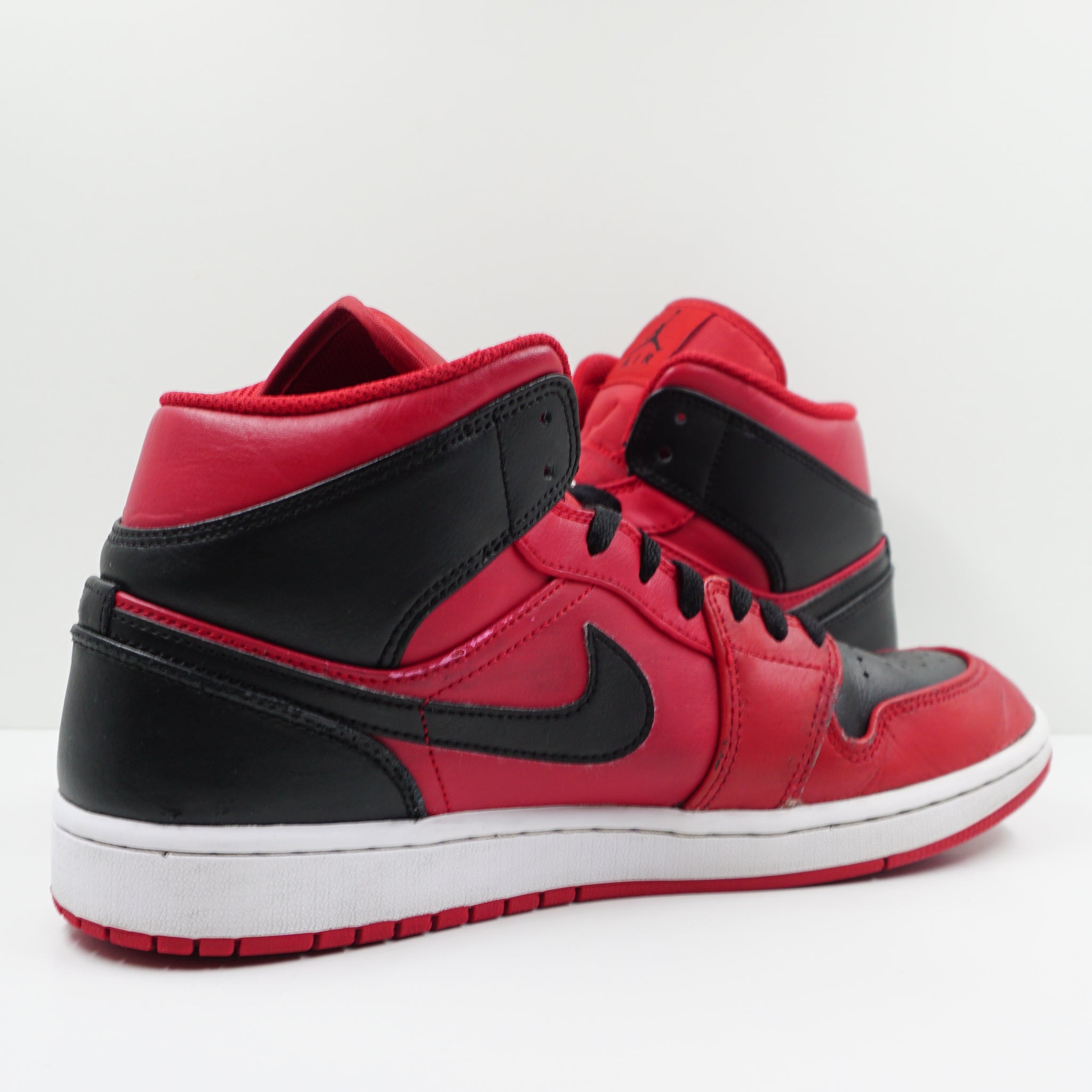 Jordan 1 Mid Reverse Bred (2021)