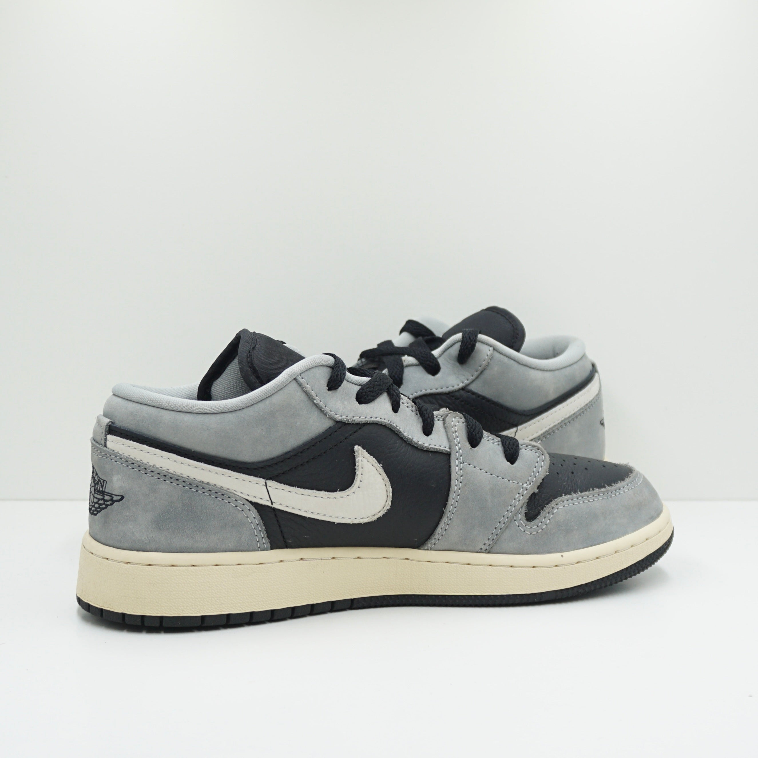 Jordan 1 Low SE Light Smoke Grey Sail Muslin Black (GS)