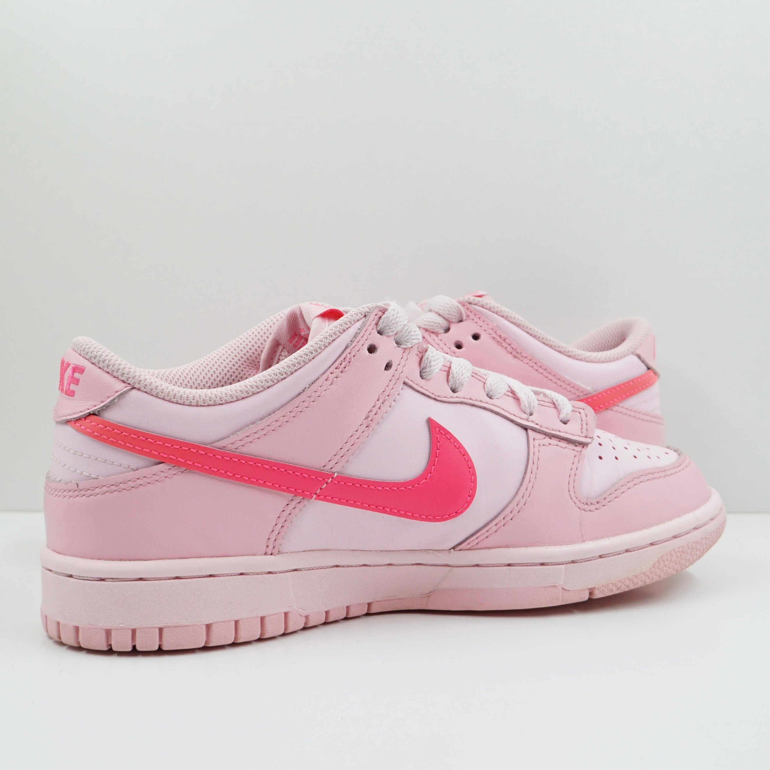Nike Dunk Low Triple Pink (GS)