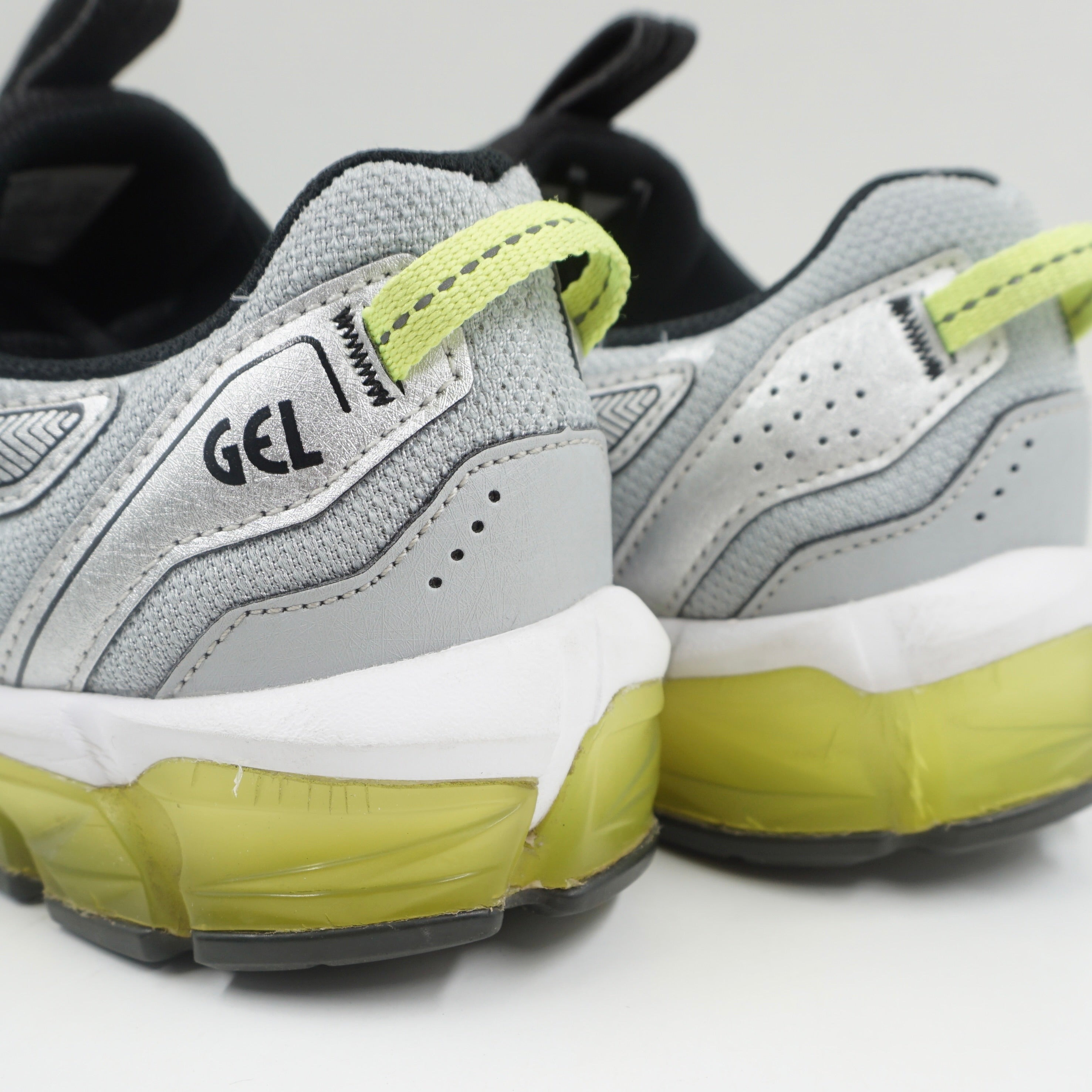 Asics Gel-Quantum 90 Silver Black (GS)