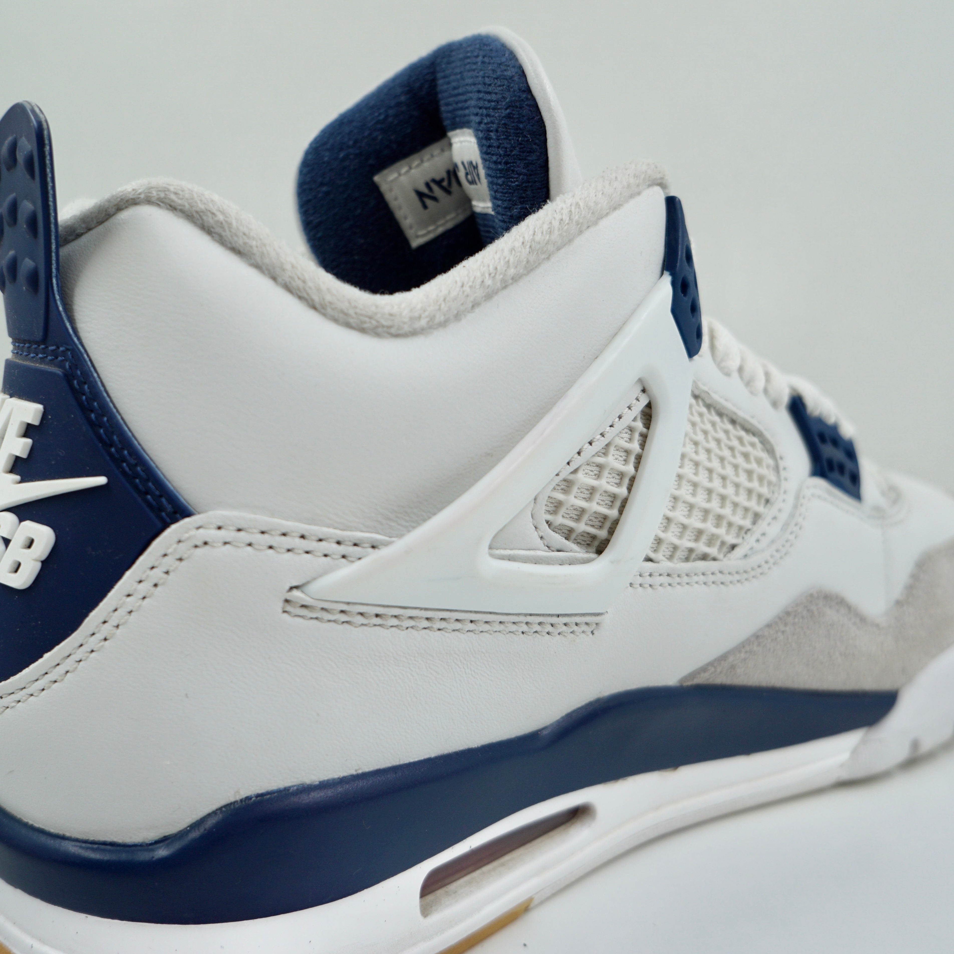 Jordan 4 Retro SB Navy