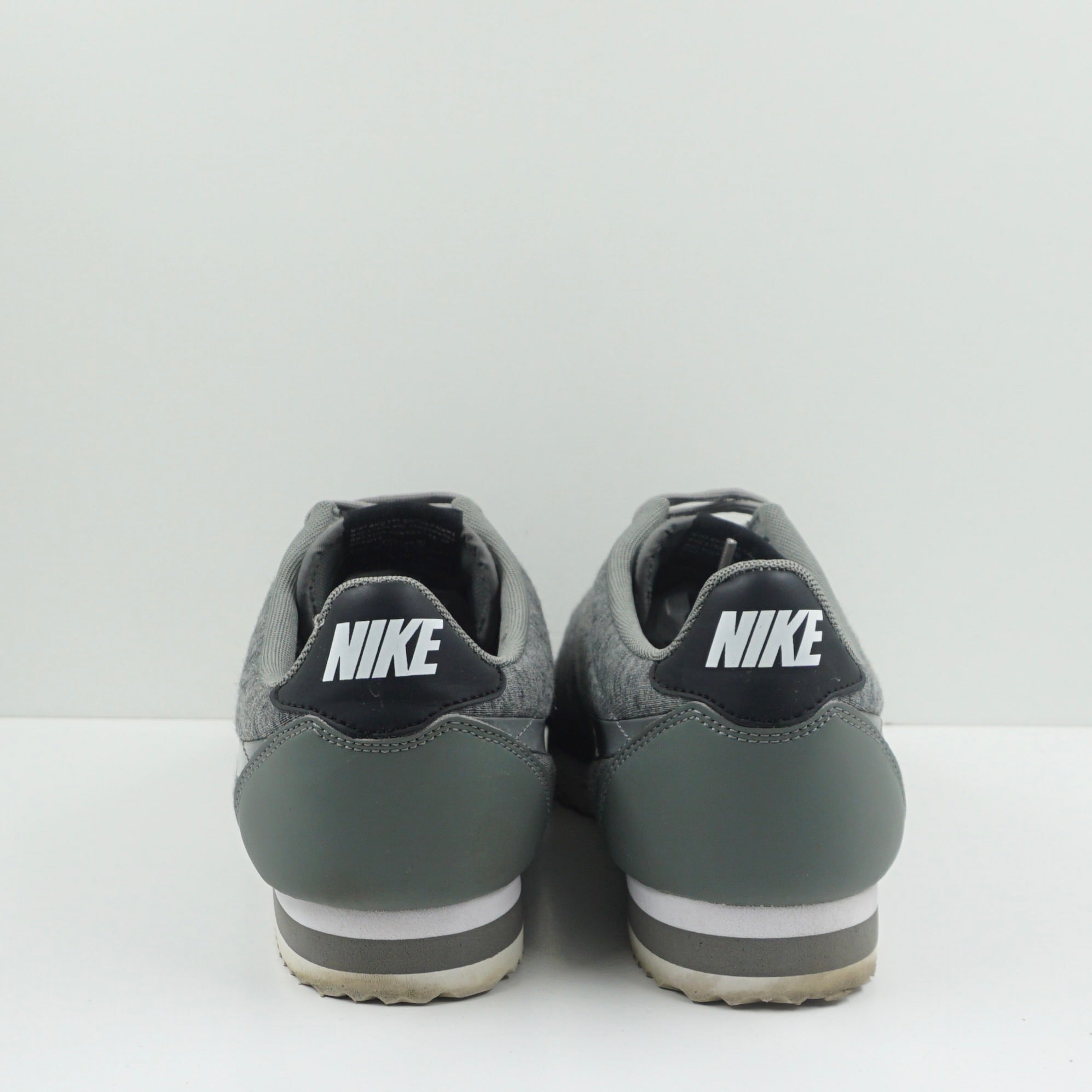 Nike Classic Cortez Grey Fleece (W)