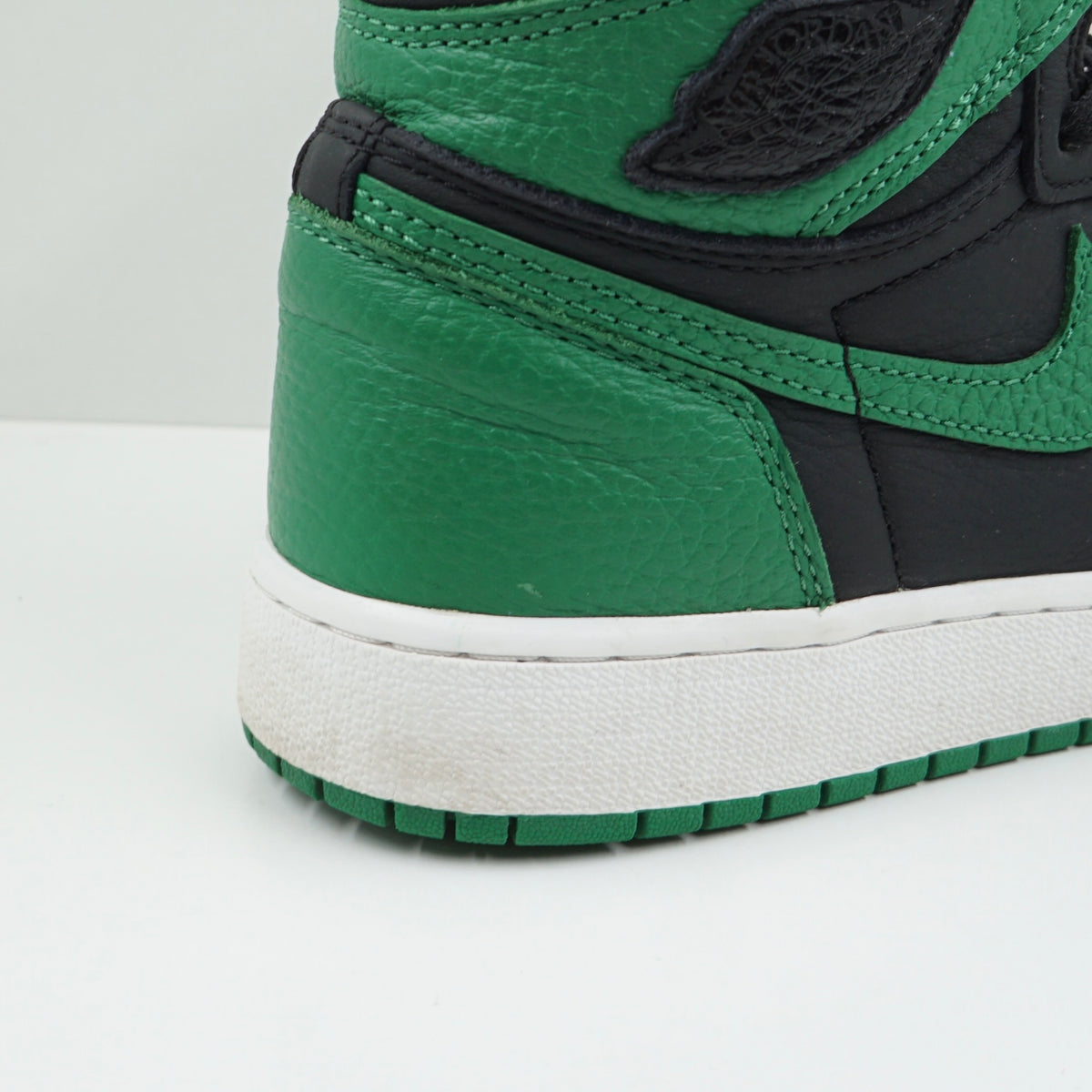 Jordan 1 Retro High Pine Green Black
