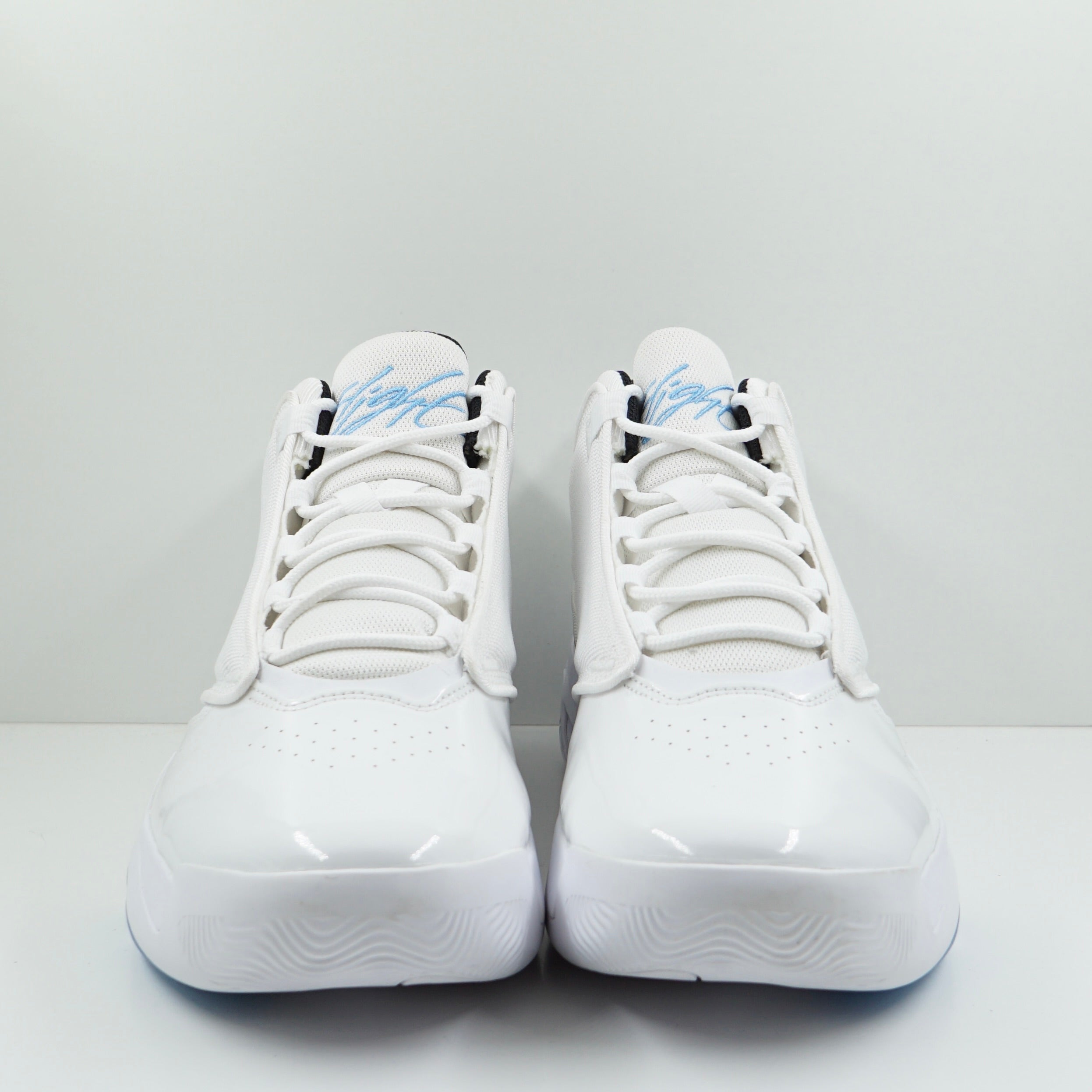 Jordan Max Aura 4 White University Blue