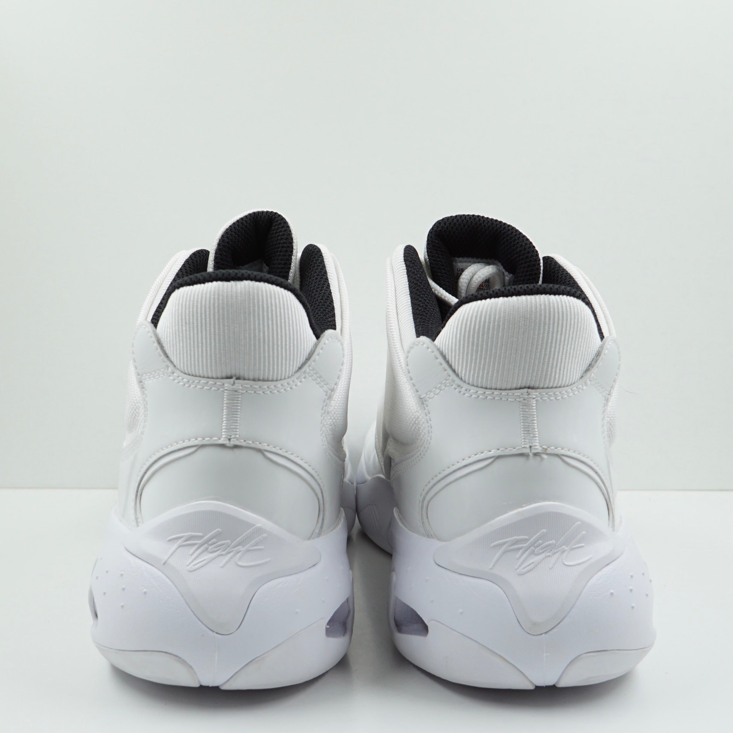 Jordan Max Aura 4 White University Blue