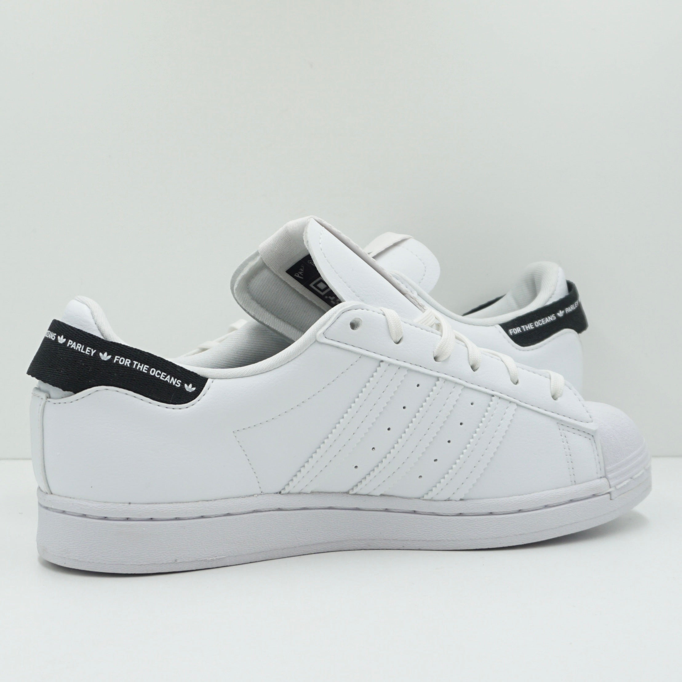 Adidas Superstar Parley White Black